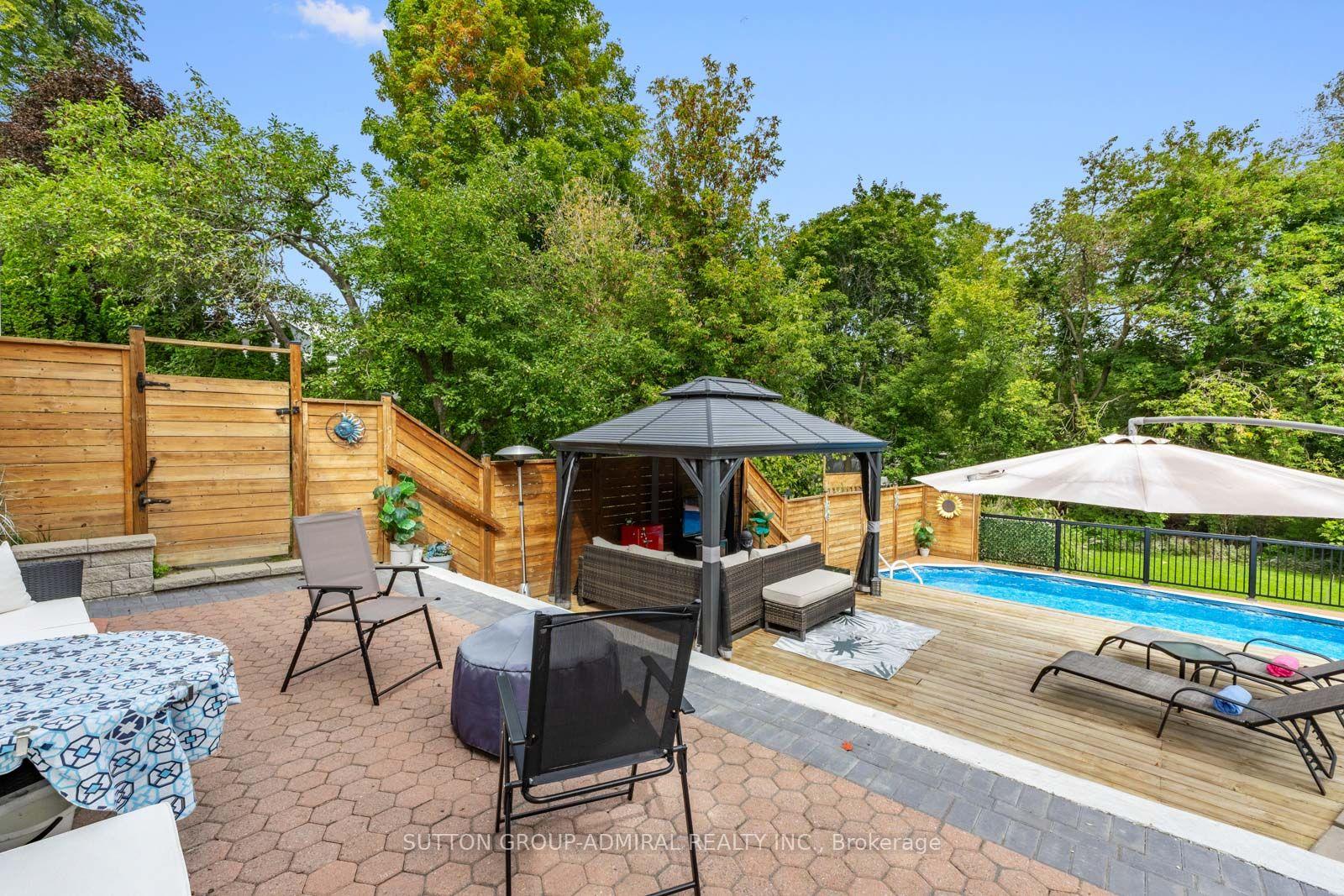 Photo 36 of 788 Allan Avenue, Newmarket, Gorham-College Manor — HOMEH