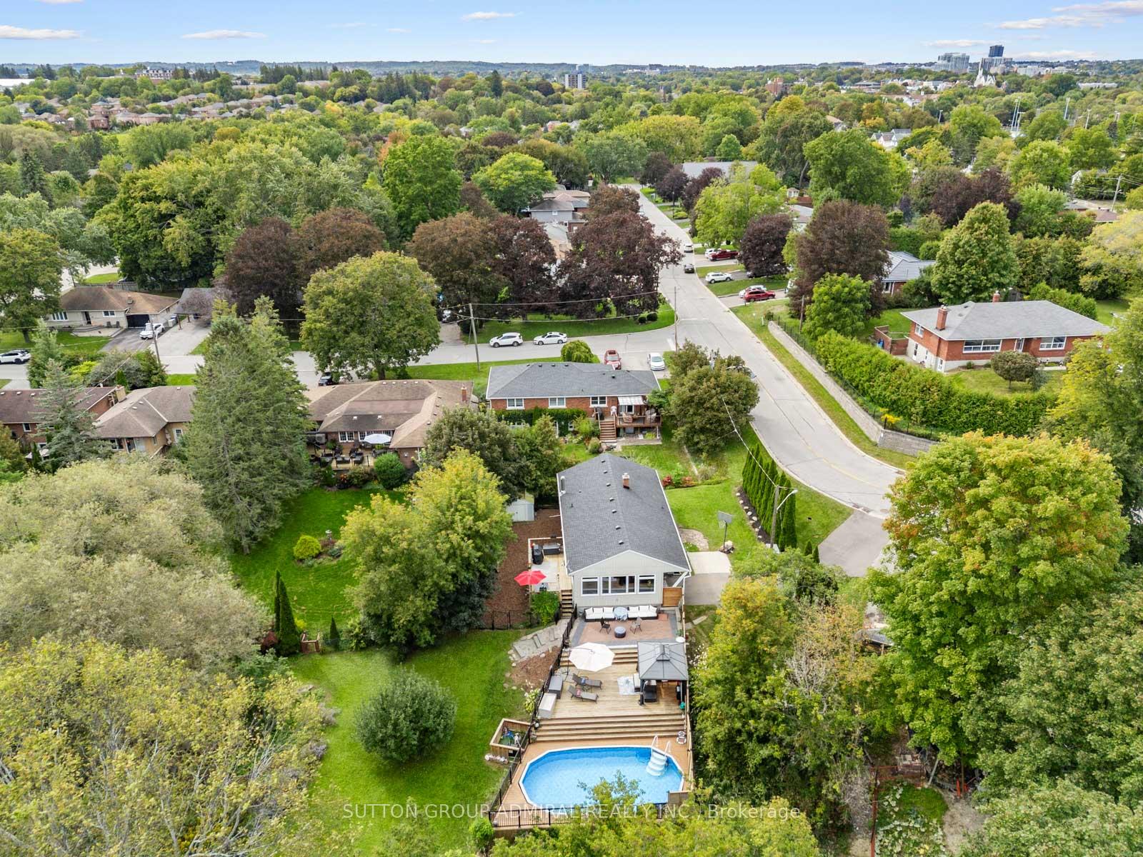 Photo 47 of 788 Allan Avenue, Newmarket, Gorham-College Manor — HOMEH