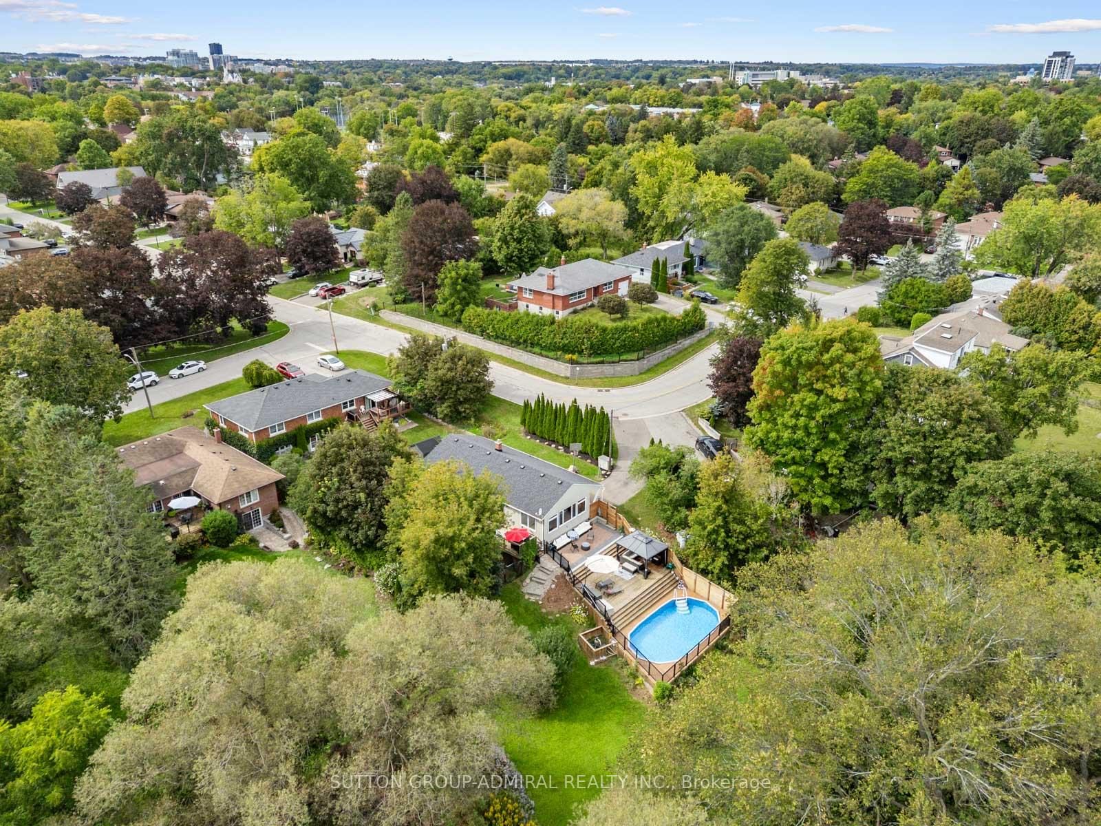 Photo 48 of 788 Allan Avenue, Newmarket, Gorham-College Manor — HOMEH