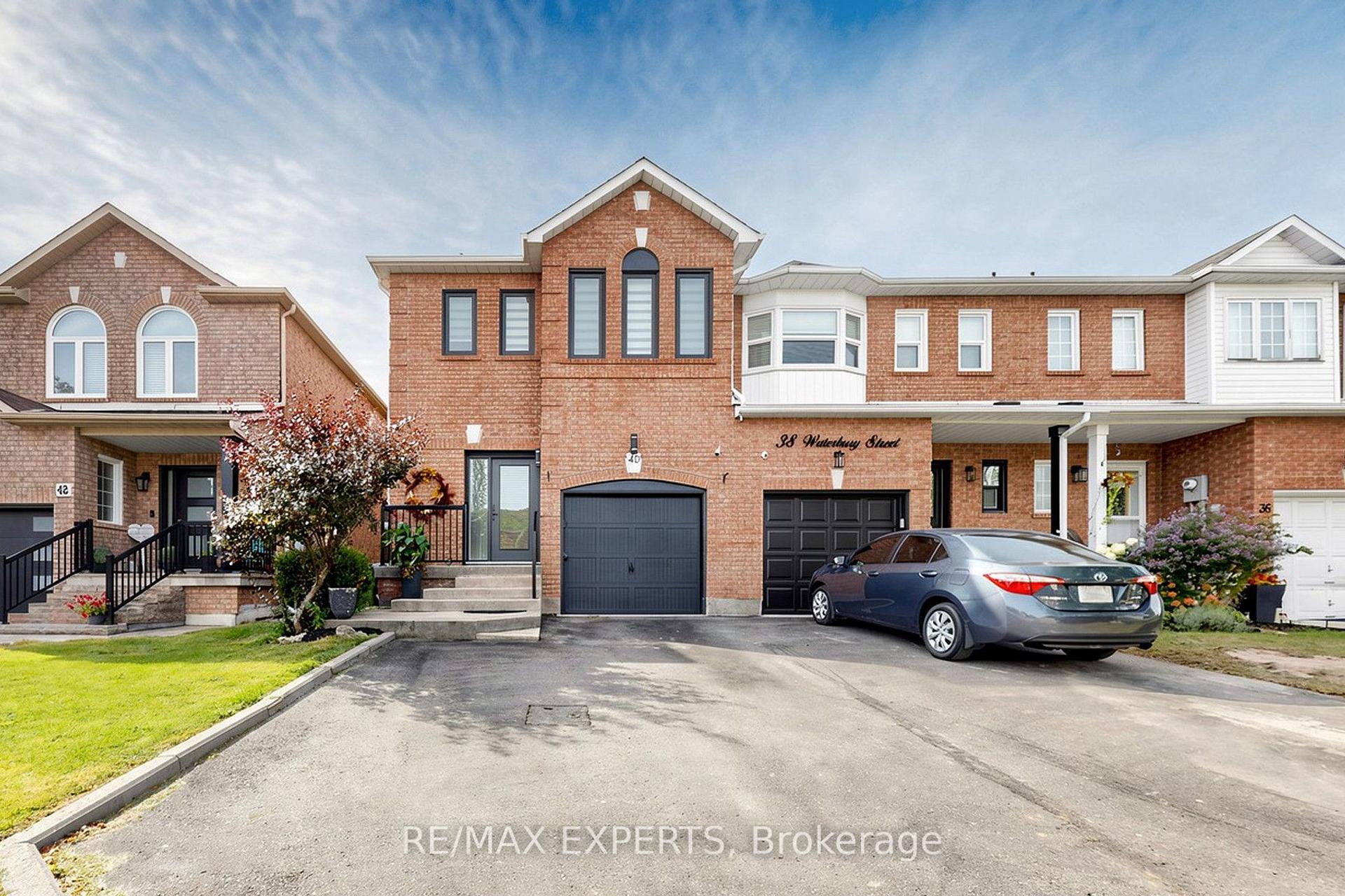 Photo 2 of 40 Waterbury Street, Caledon, Bolton East — HOMEH