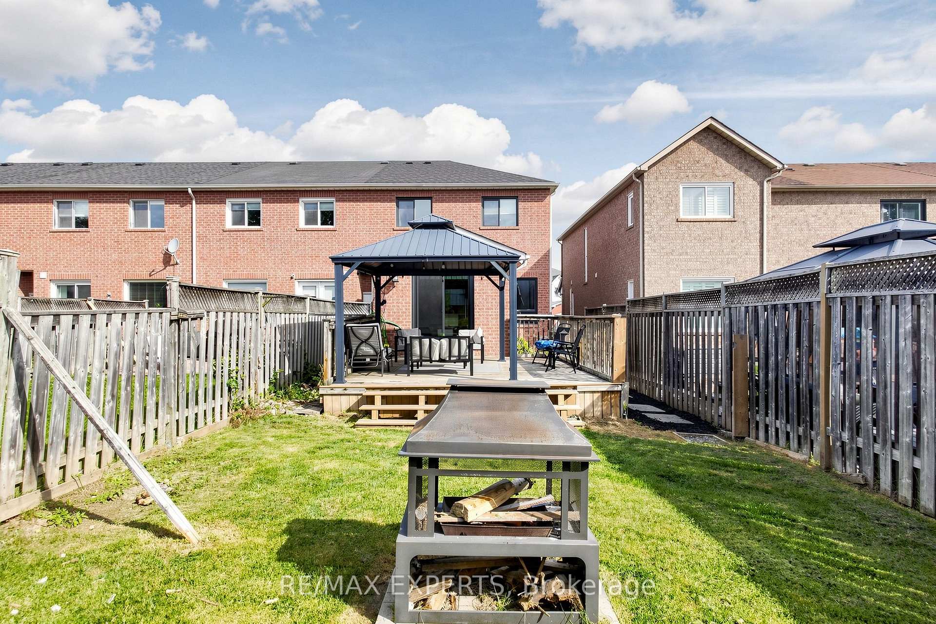 Photo 75 of 40 Waterbury Street, Caledon, Bolton East — HOMEH