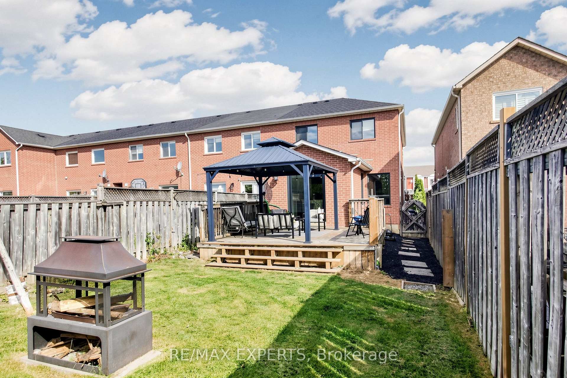 Photo 77 of 40 Waterbury Street, Caledon, Bolton East — HOMEH