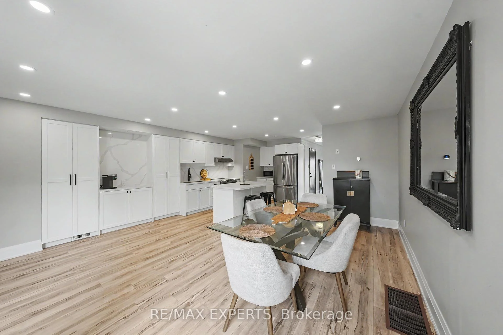Photo 25 of 40 Waterbury Street, Caledon, Bolton East — HOMEH