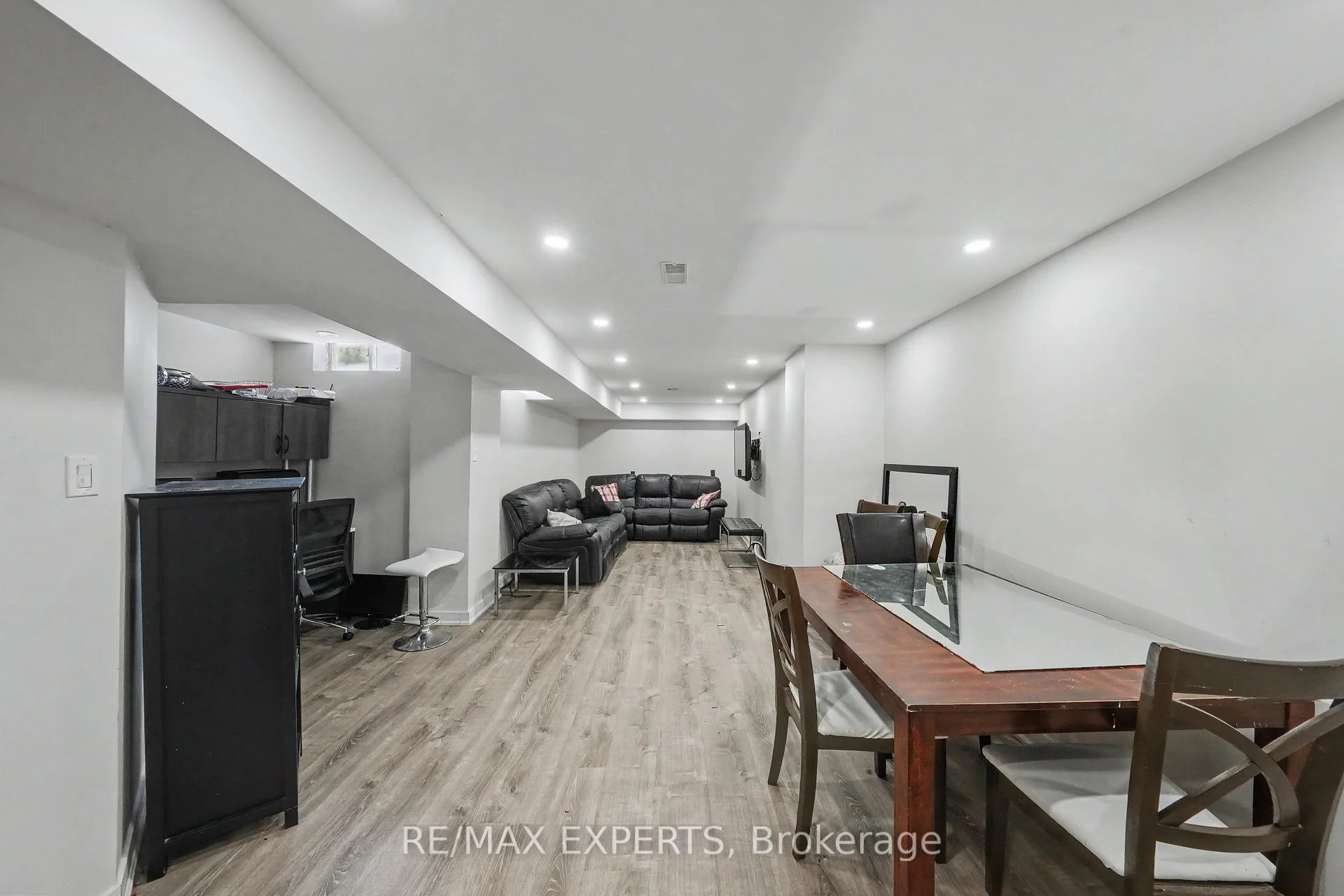 Photo 51 of 40 Waterbury Street, Caledon, Bolton East — HOMEH