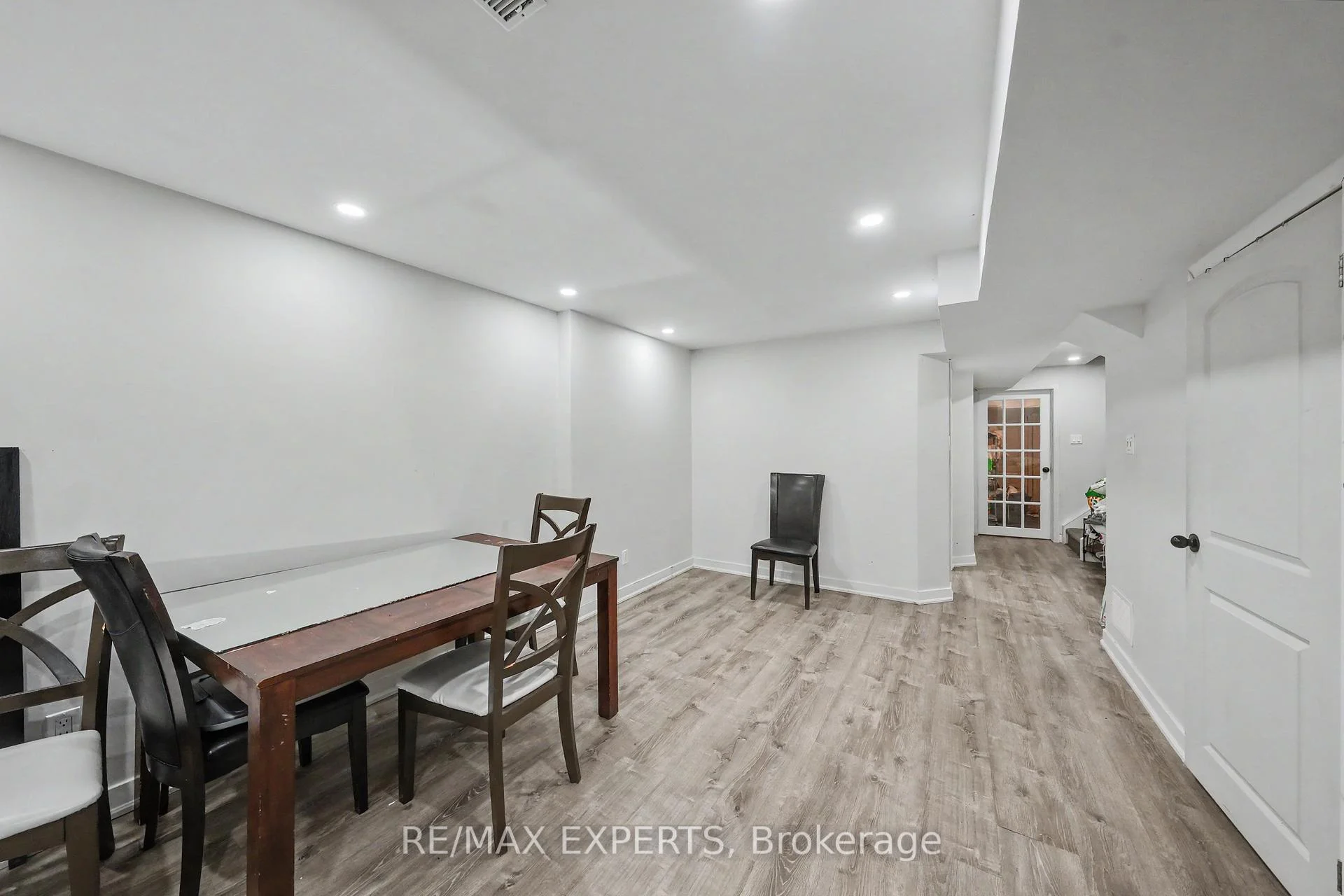 Photo 66 of 40 Waterbury Street, Caledon, Bolton East — HOMEH