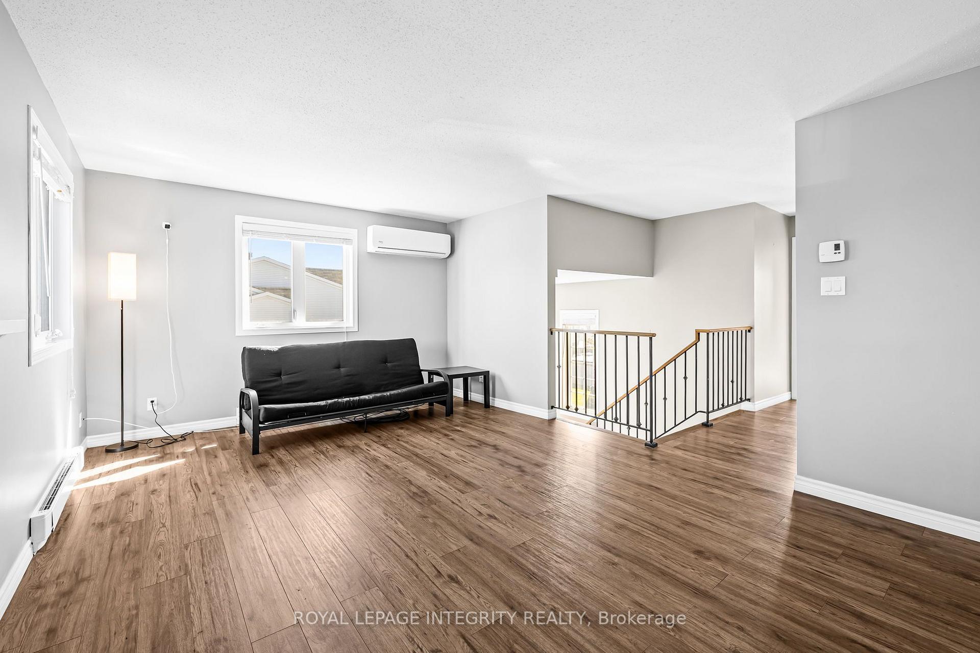 Photo 7 of Unit 5, 10 Castlegreen Private, Ottawa, Hunt Club Park/Greenboro — HOMEH