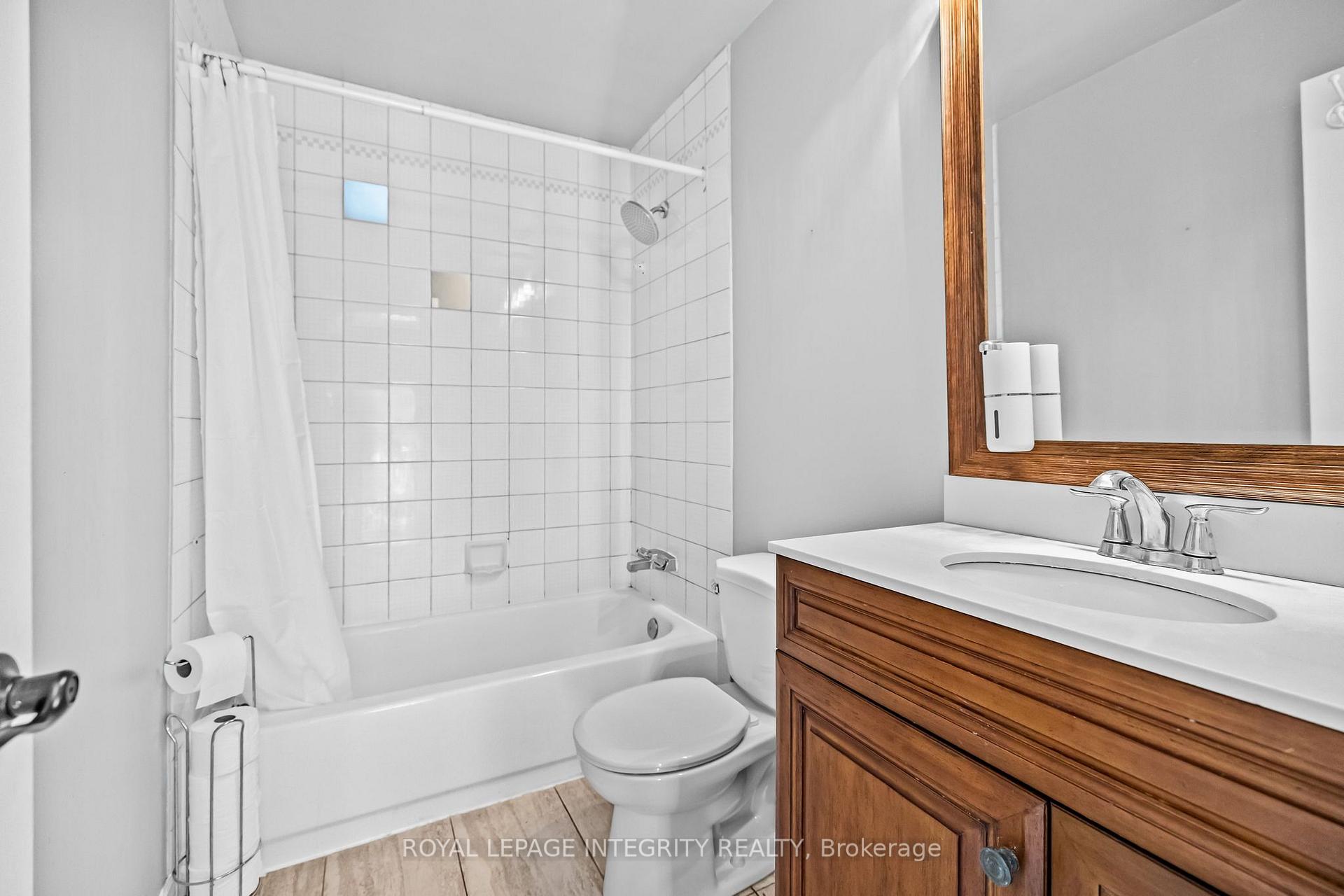 Photo 26 of Unit 5, 10 Castlegreen Private, Ottawa, Hunt Club Park/Greenboro — HOMEH