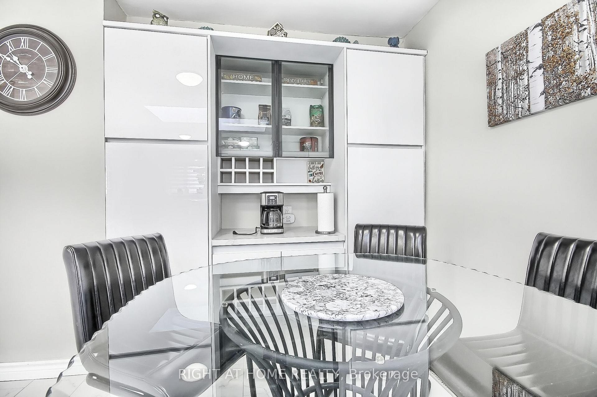 Photo 11 of 122 Elvaston Drive, North York, Victoria Village — HOMEH