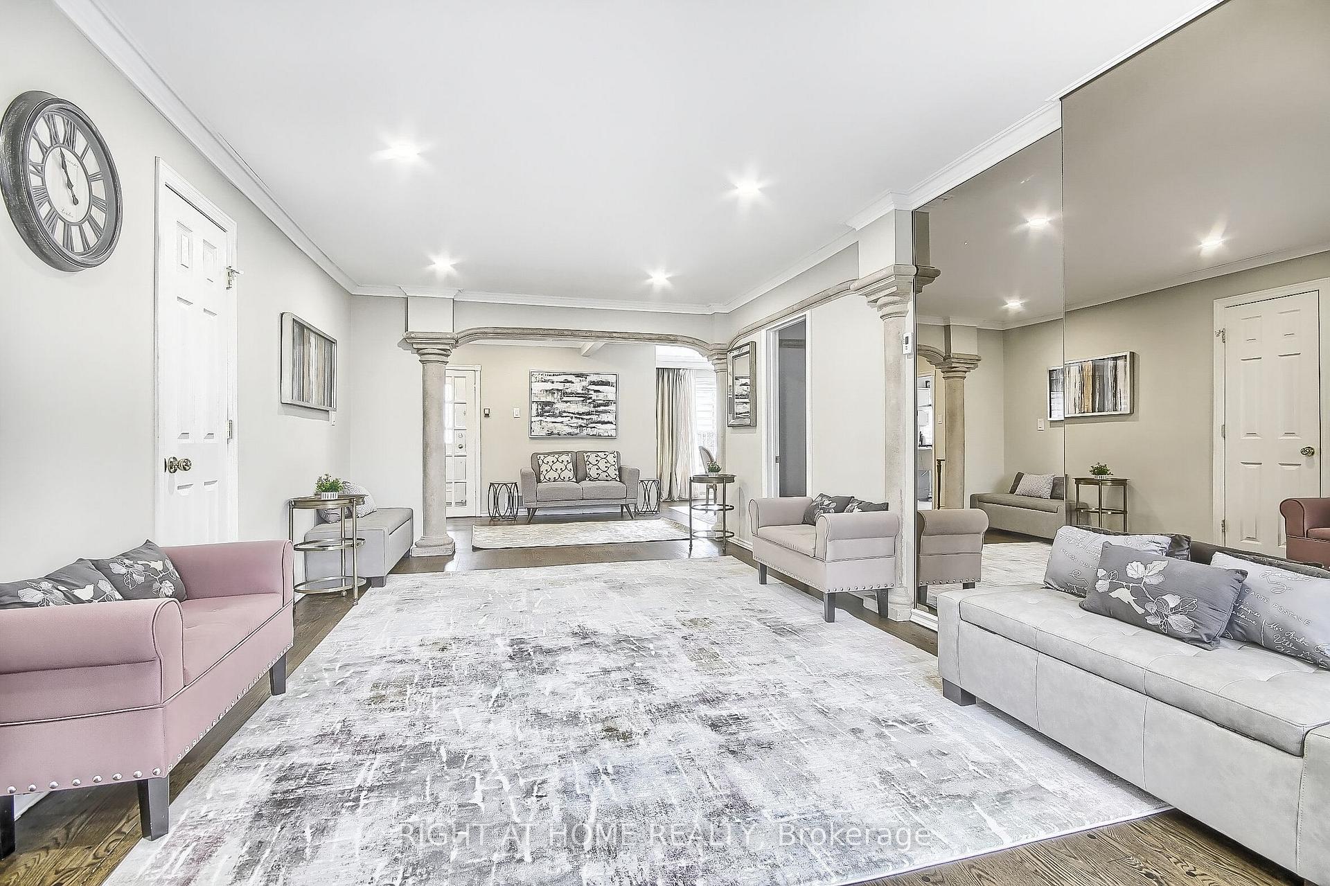 Photo 16 of 122 Elvaston Drive, North York, Victoria Village — HOMEH