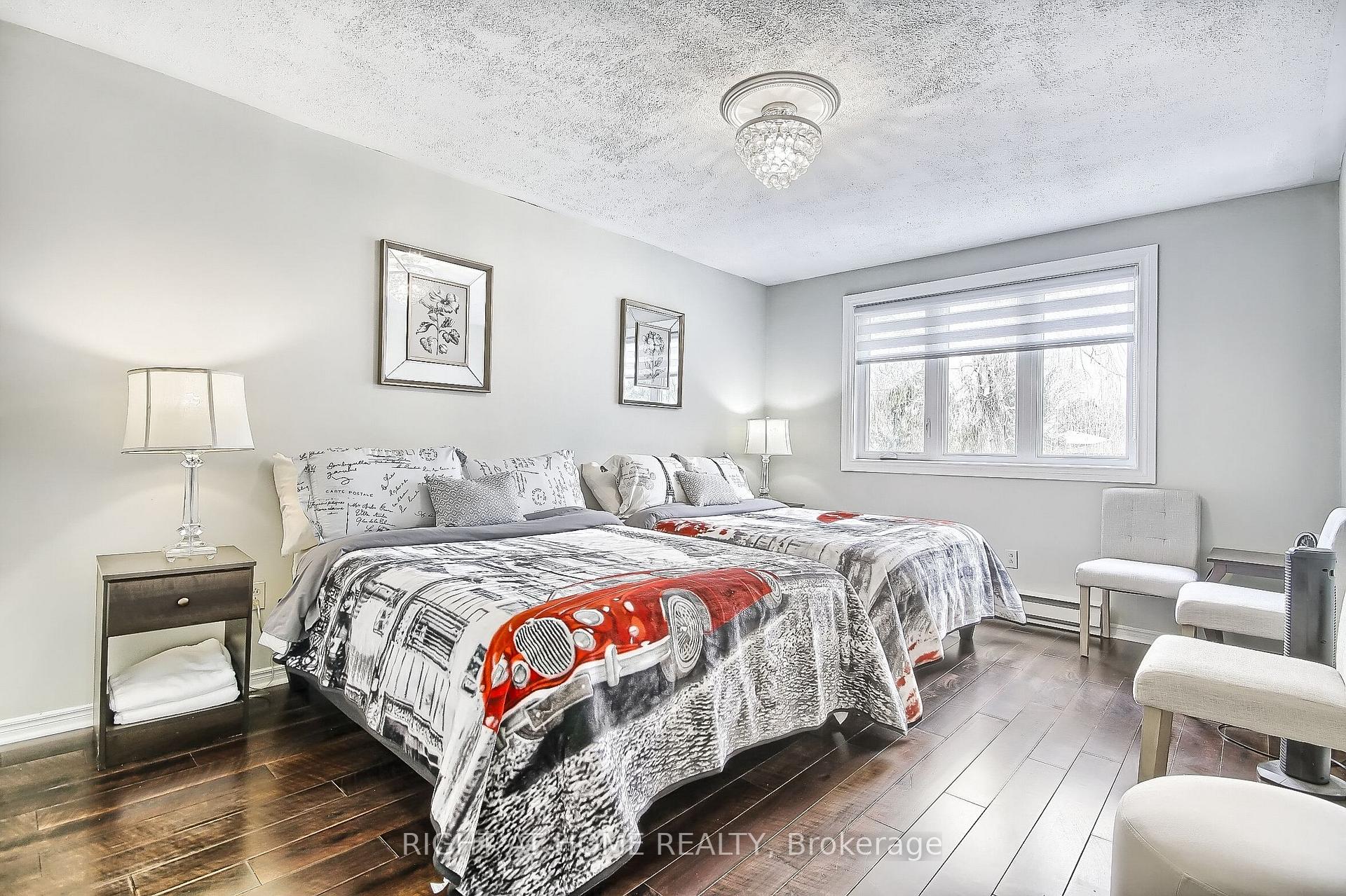 Photo 25 of 122 Elvaston Drive, North York, Victoria Village — HOMEH