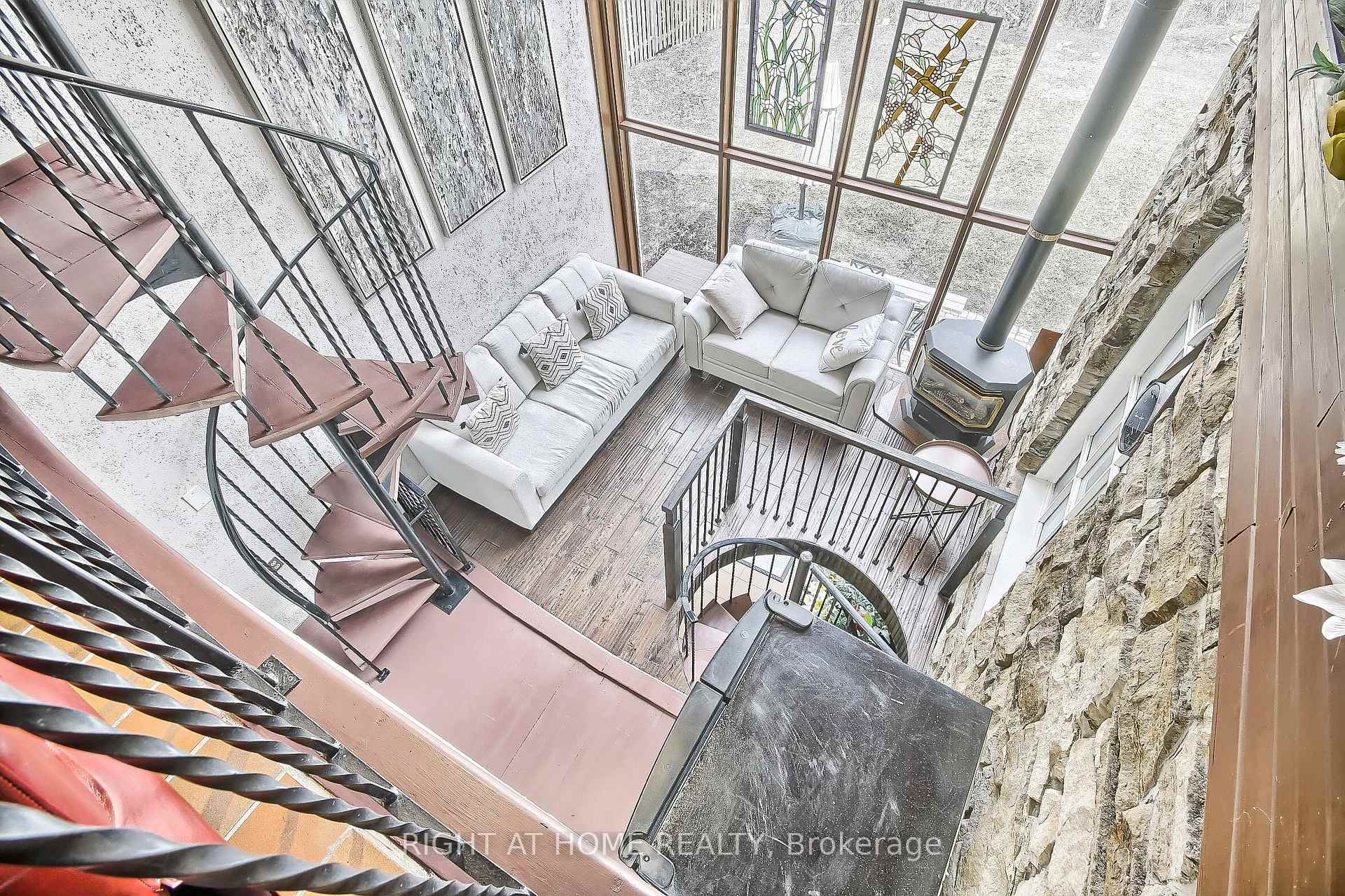 Photo 27 of 122 Elvaston Drive, North York, Victoria Village — HOMEH