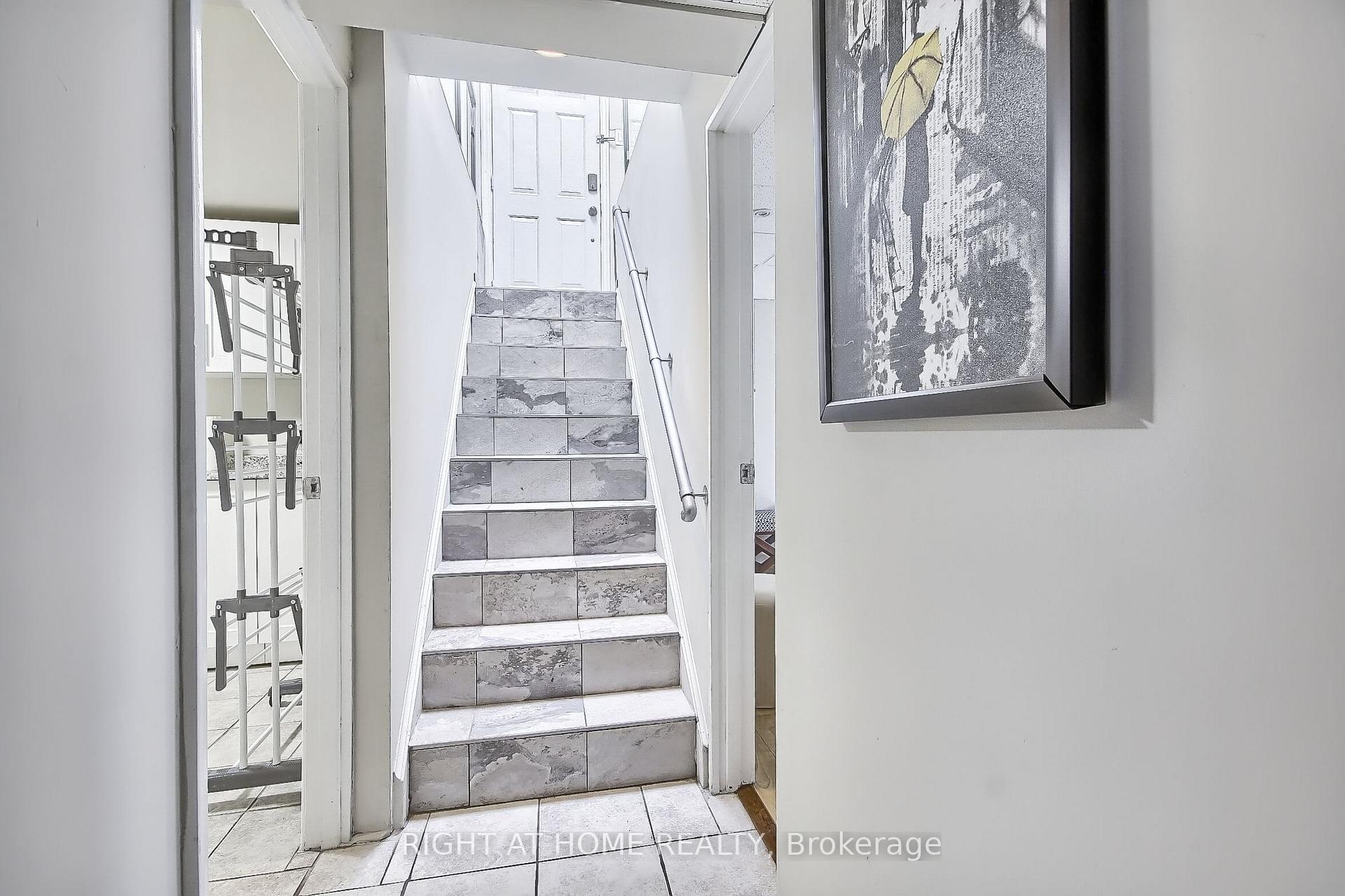 Photo 46 of 122 Elvaston Drive, North York, Victoria Village — HOMEH