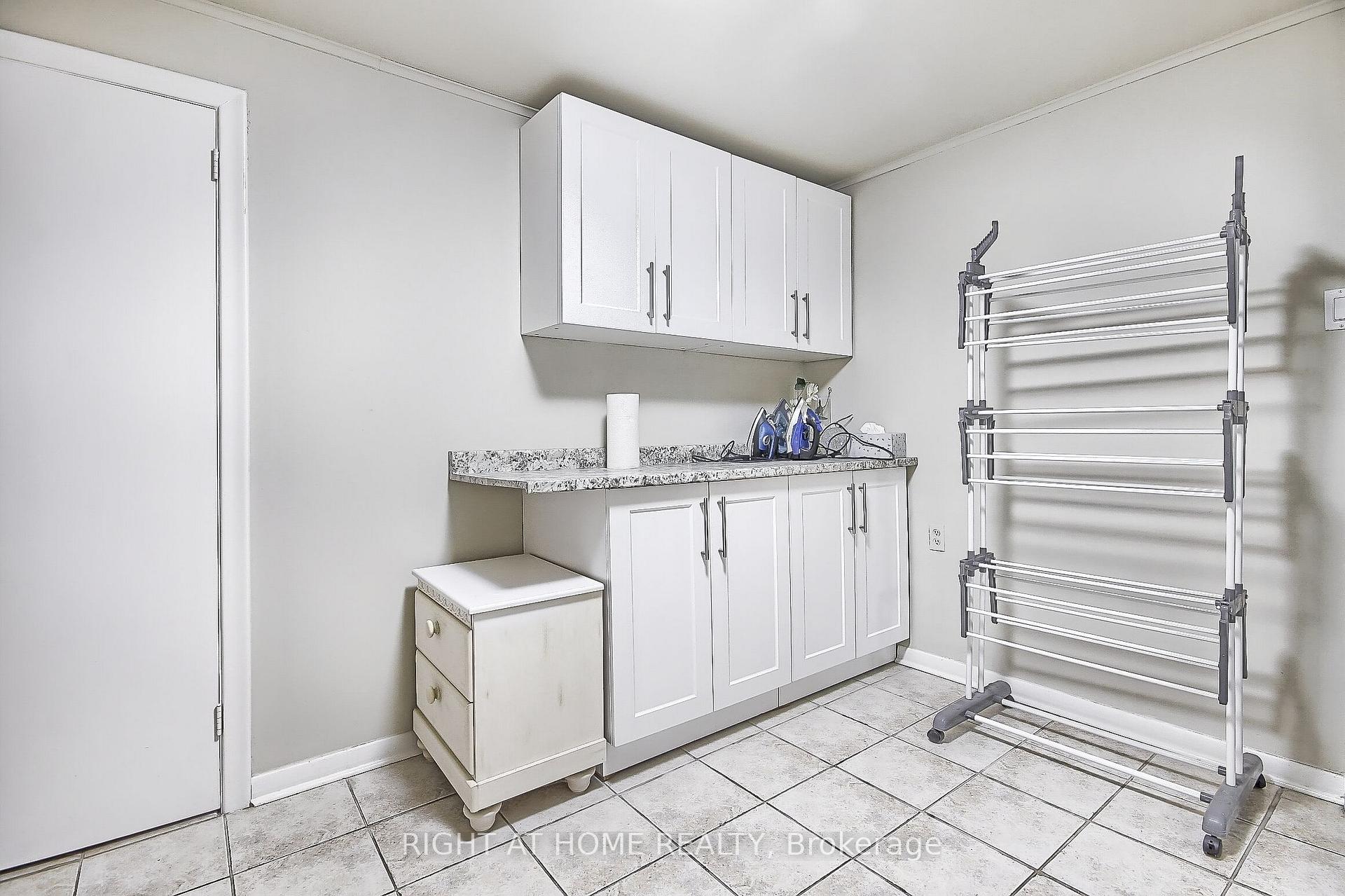 Photo 47 of 122 Elvaston Drive, North York, Victoria Village — HOMEH