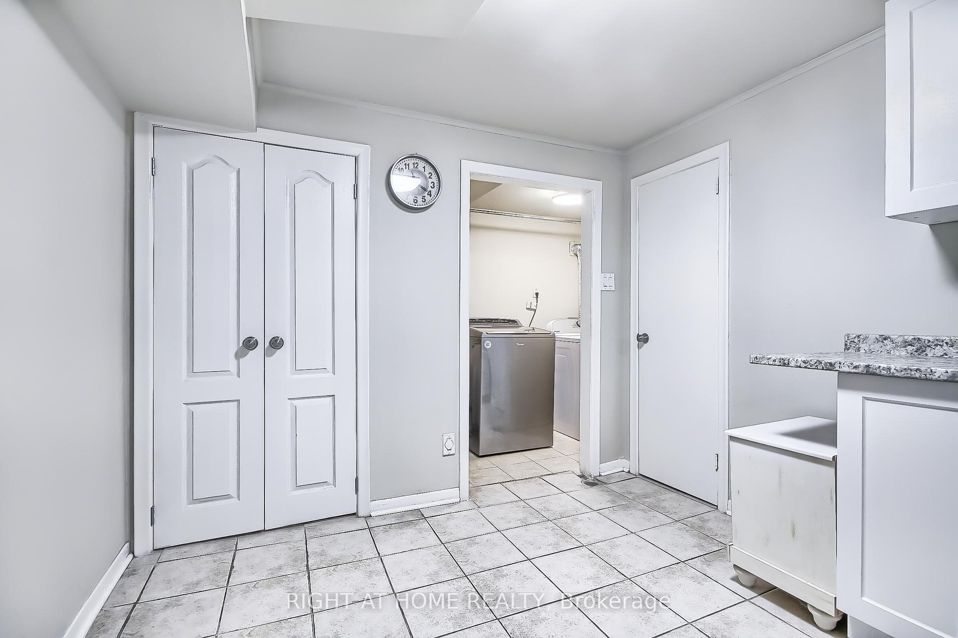 Photo 48 of 122 Elvaston Drive, North York, Victoria Village — HOMEH
