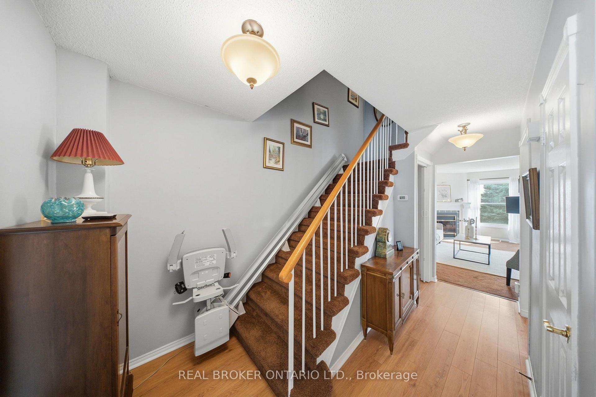 Photo 6 of Unit 21, 21 Adams Court, Uxbridge — HOMEH