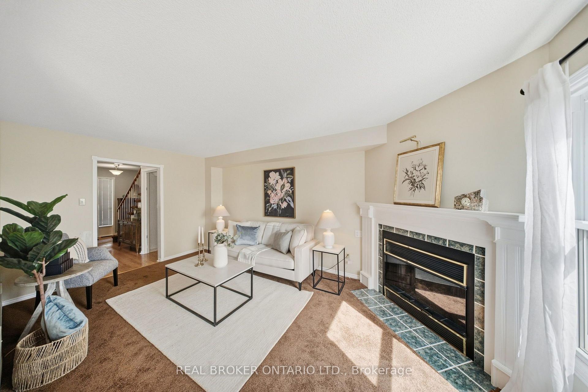 Photo 14 of Unit 21, 21 Adams Court, Uxbridge — HOMEH
