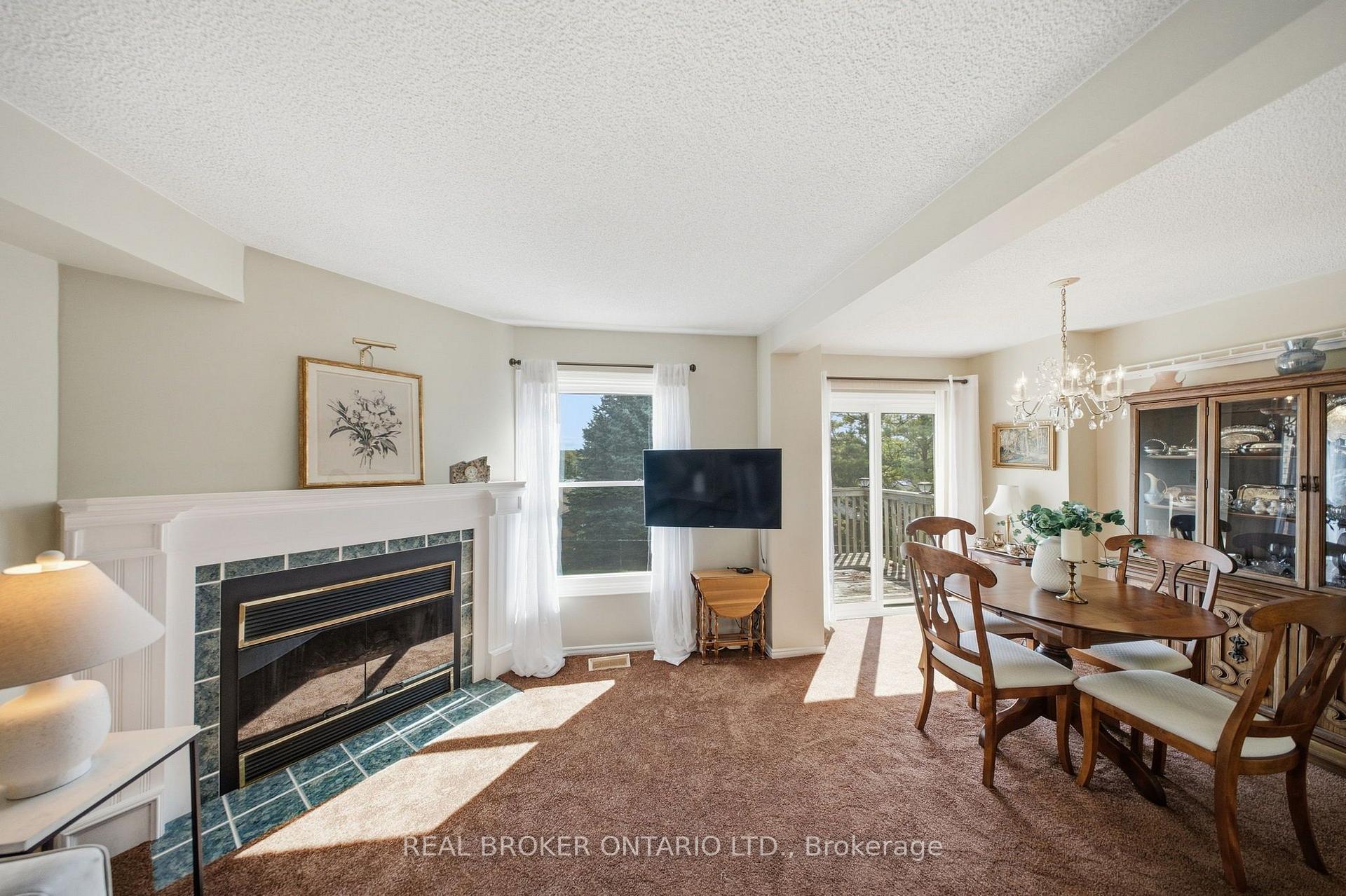 Photo 16 of Unit 21, 21 Adams Court, Uxbridge — HOMEH
