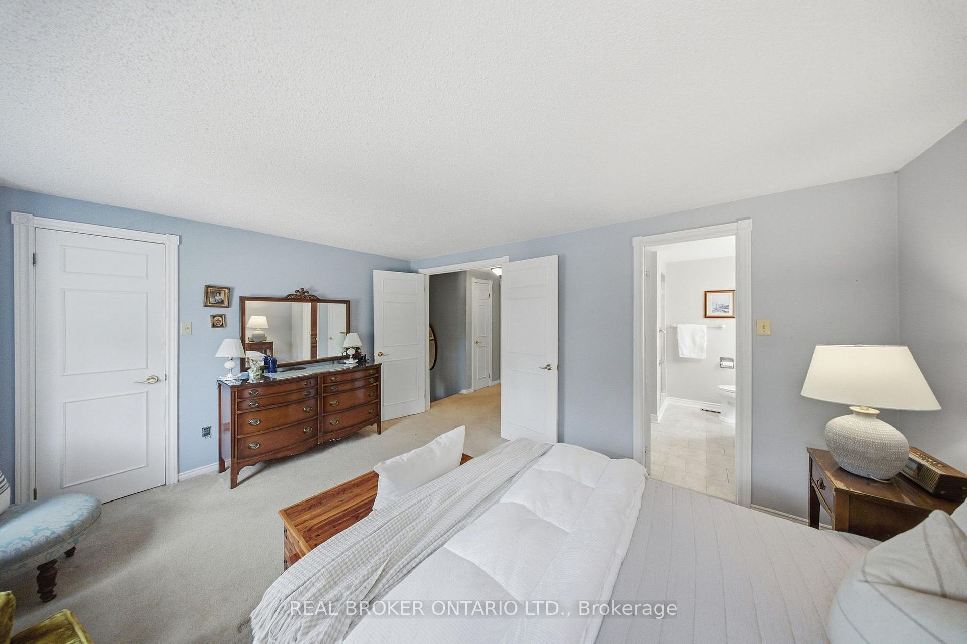 Photo 23 of Unit 21, 21 Adams Court, Uxbridge — HOMEH