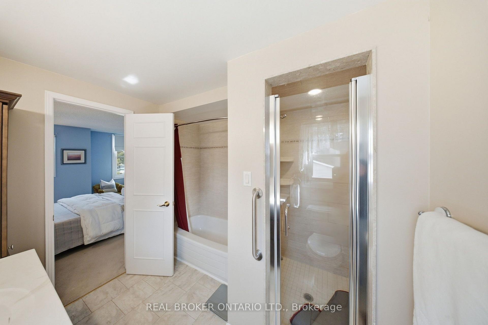 Photo 27 of Unit 21, 21 Adams Court, Uxbridge — HOMEH