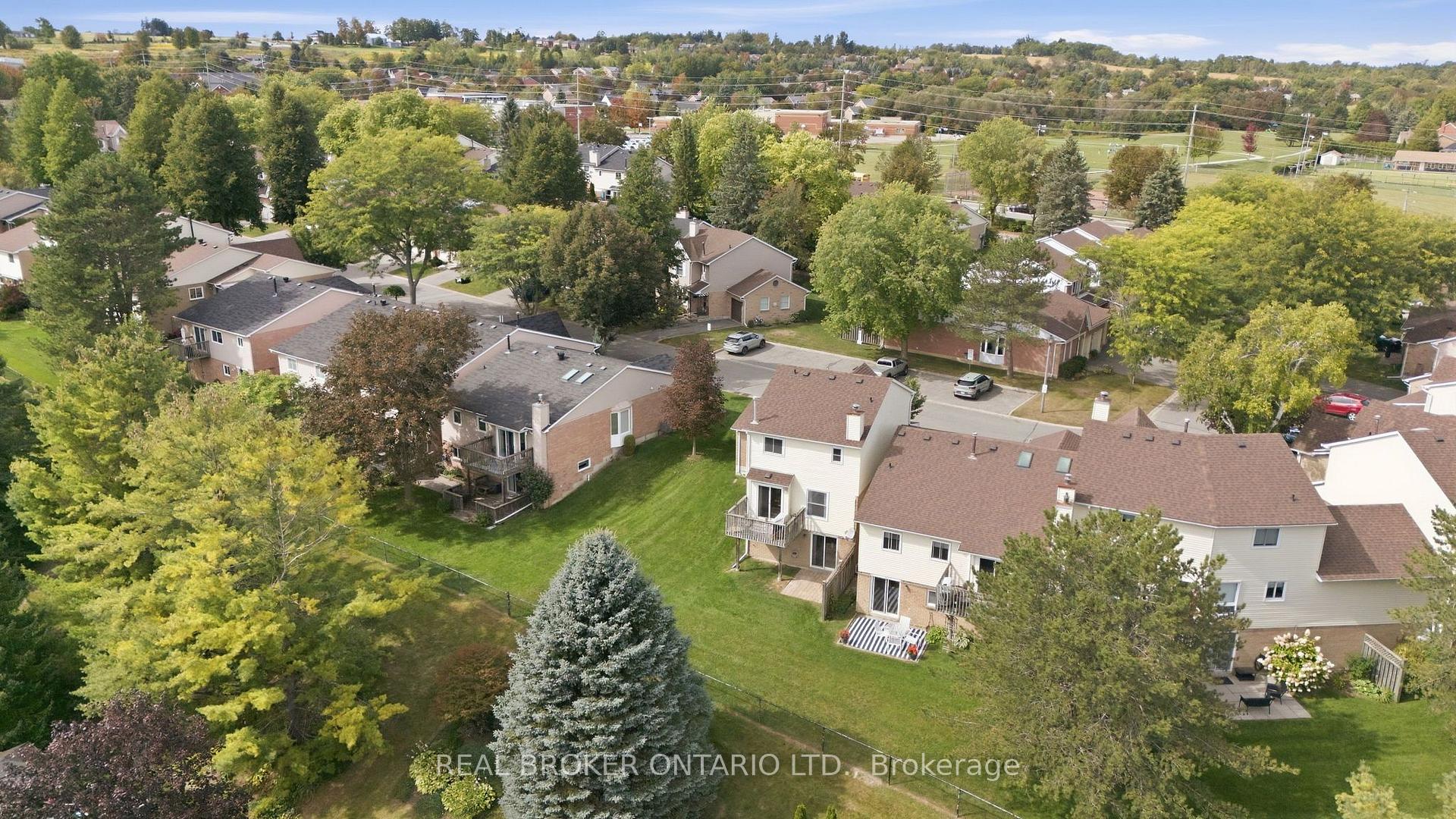 Photo 39 of Unit 21, 21 Adams Court, Uxbridge — HOMEH