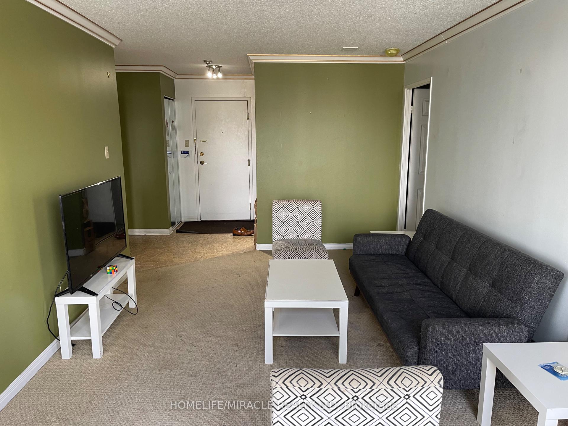 Photo 16 of Unit 1408, 55 Elm Drive, Mississauga, City Centre — HOMEH