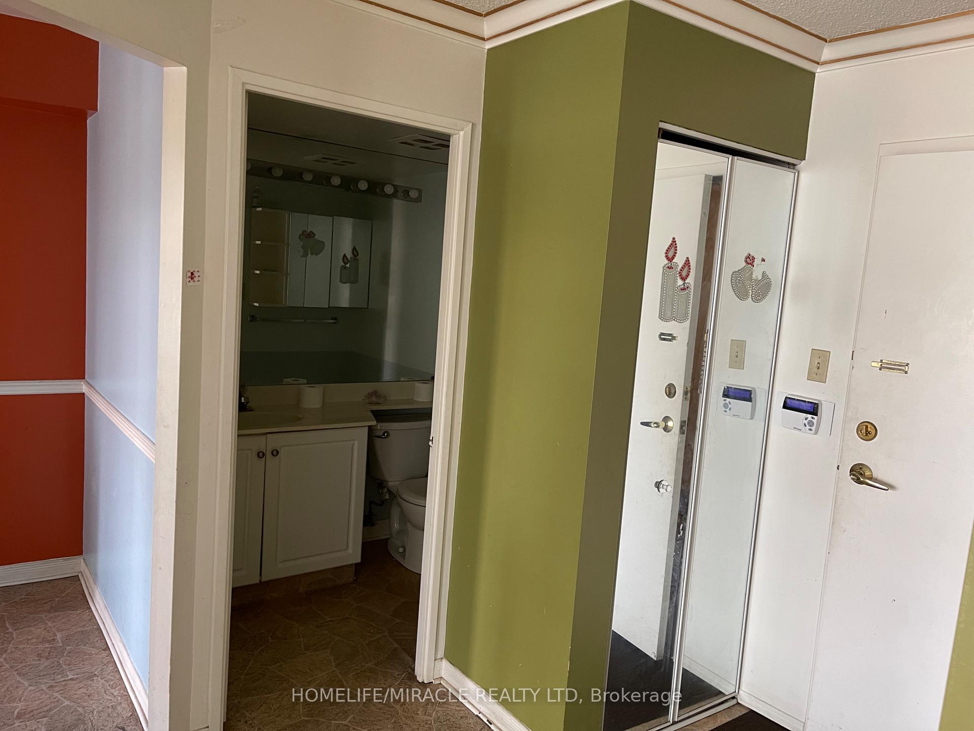 Photo 28 of Unit 1408, 55 Elm Drive, Mississauga, City Centre — HOMEH