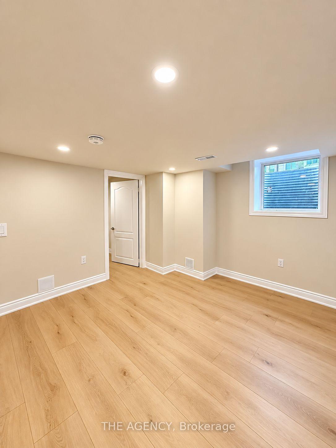 Photo 16 of 1250 Stirling Todd Terrace, Milton, Bowes — HOMEH