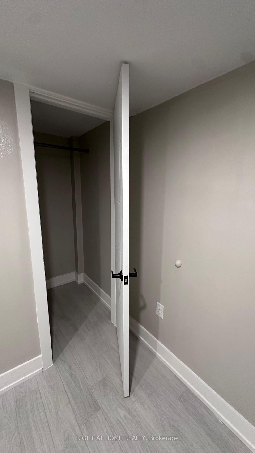 Photo 3 of Unit B, 500 Salem Avenue, Toronto, Dovercourt-Wallace Emerson-Junction — HOMEH