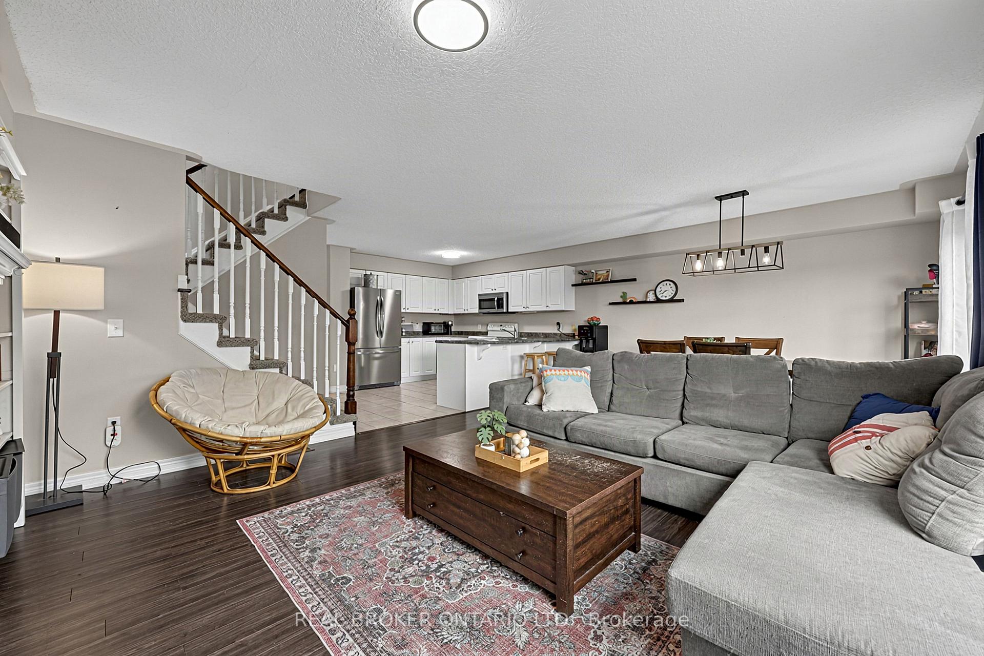Photo 12 of 65 Pearl Drive, Orillia — HOMEH