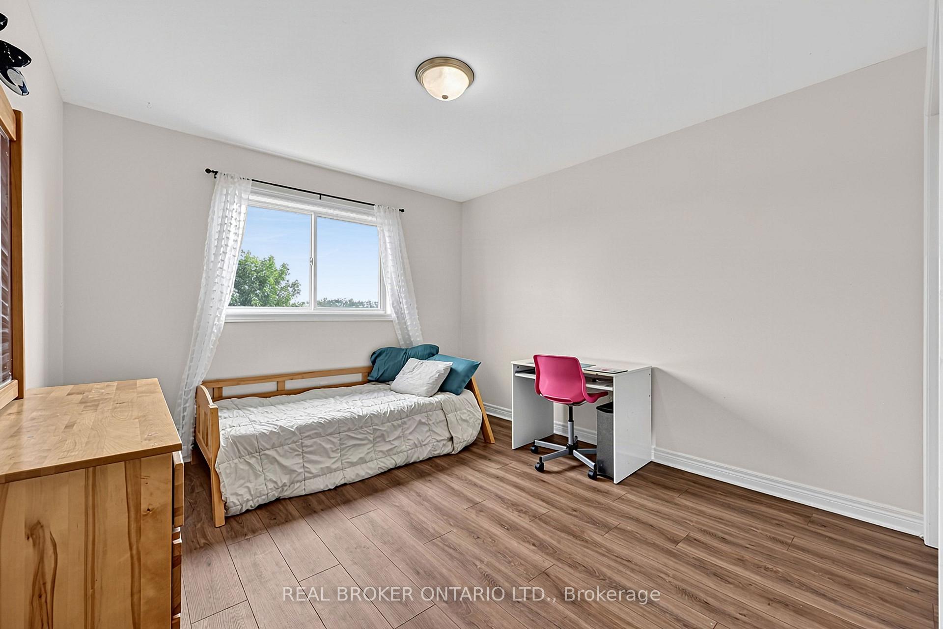 Photo 20 of 65 Pearl Drive, Orillia — HOMEH