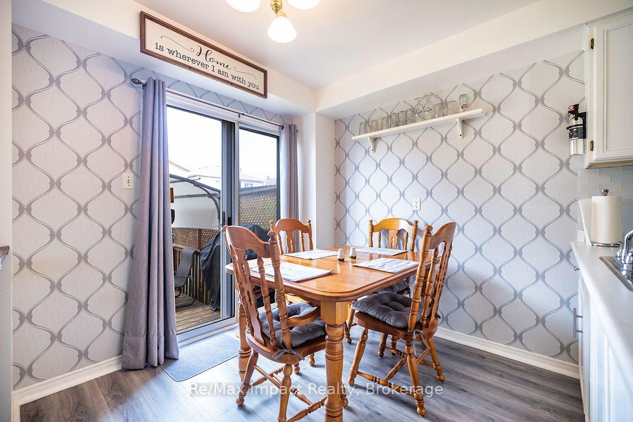 Photo 11 of 122 Wright Crescent, Ajax, Central — HOMEH