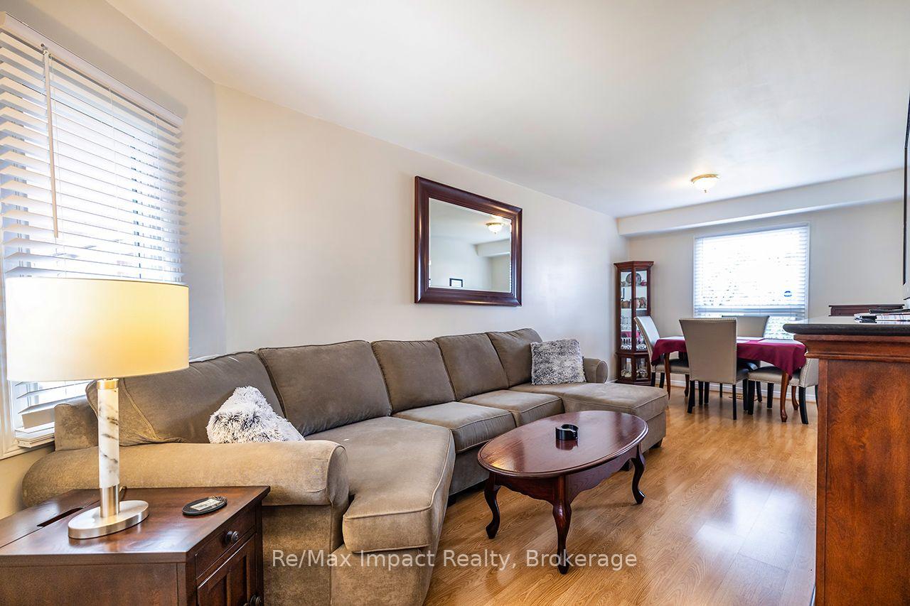 Photo 15 of 122 Wright Crescent, Ajax, Central — HOMEH