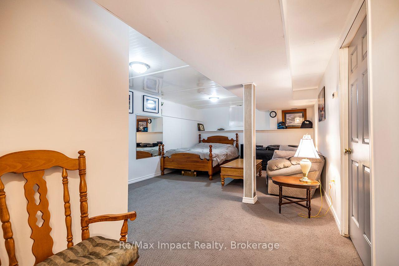 Photo 22 of 122 Wright Crescent, Ajax, Central — HOMEH