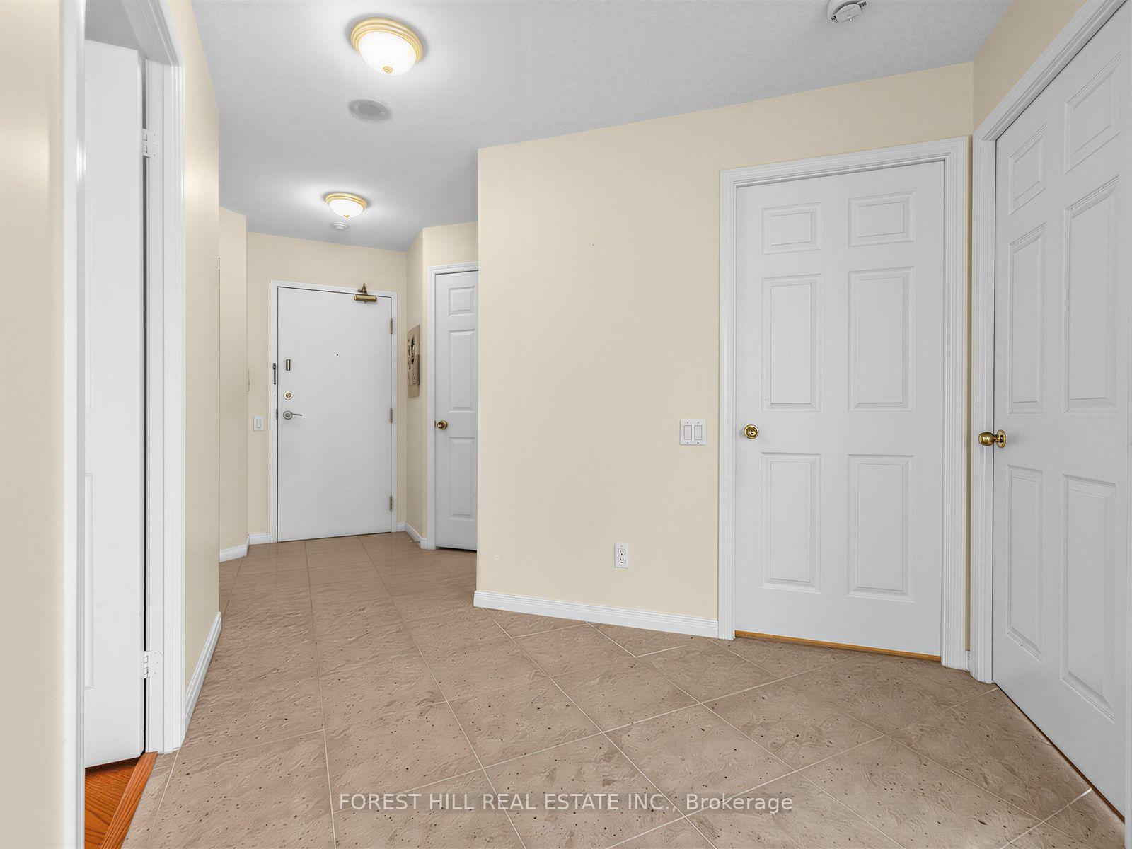 Photo 5 of Unit 1206, 8 Hillcrest Avenue, North York, Willowdale East — HOMEH