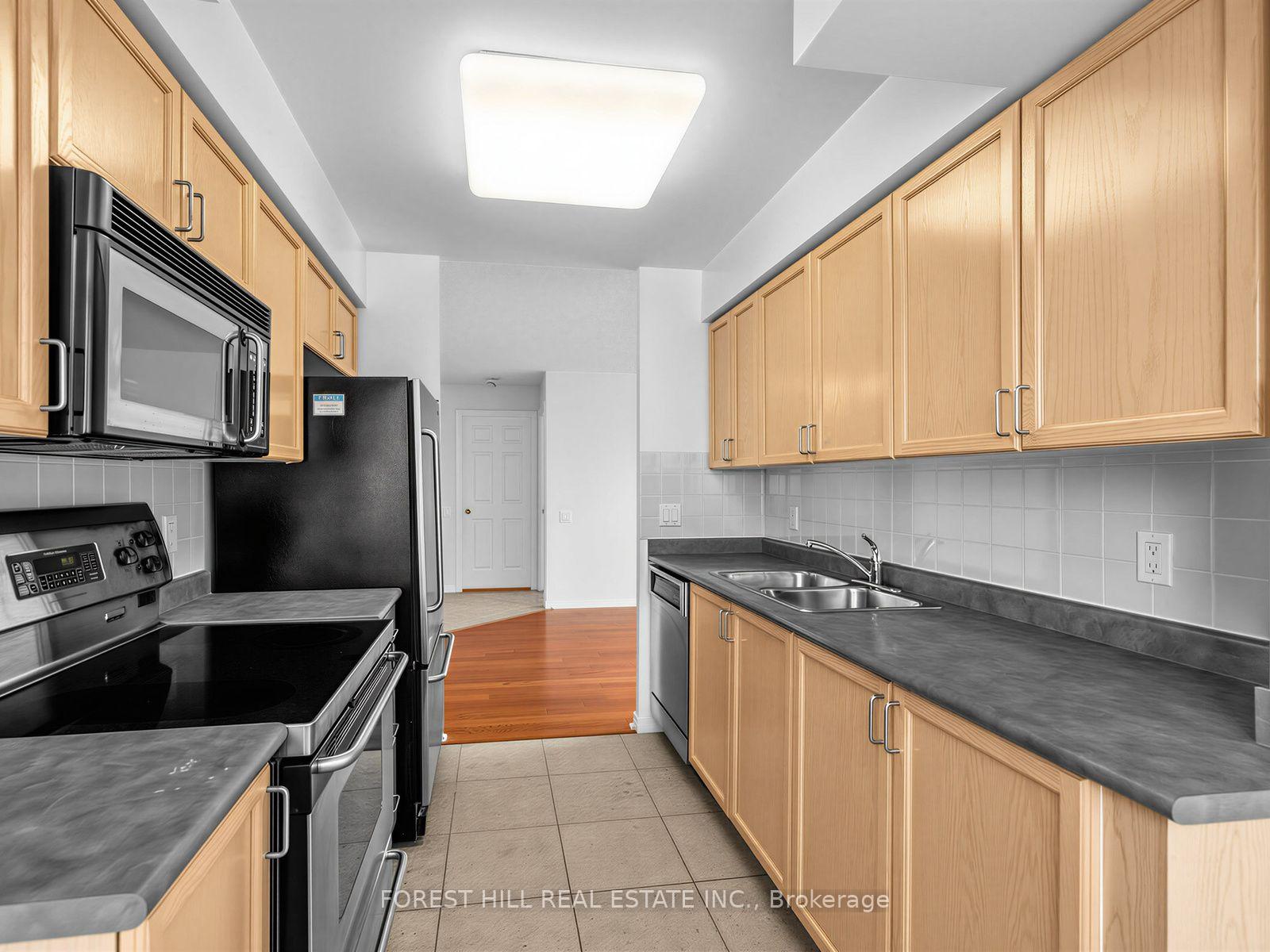 Photo 16 of Unit 1206, 8 Hillcrest Avenue, North York, Willowdale East — HOMEH