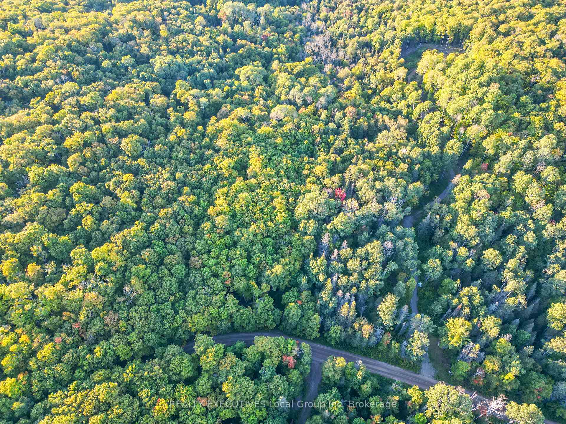 Photo 3 of 1709 Maple Road, Chisholm — HOMEH