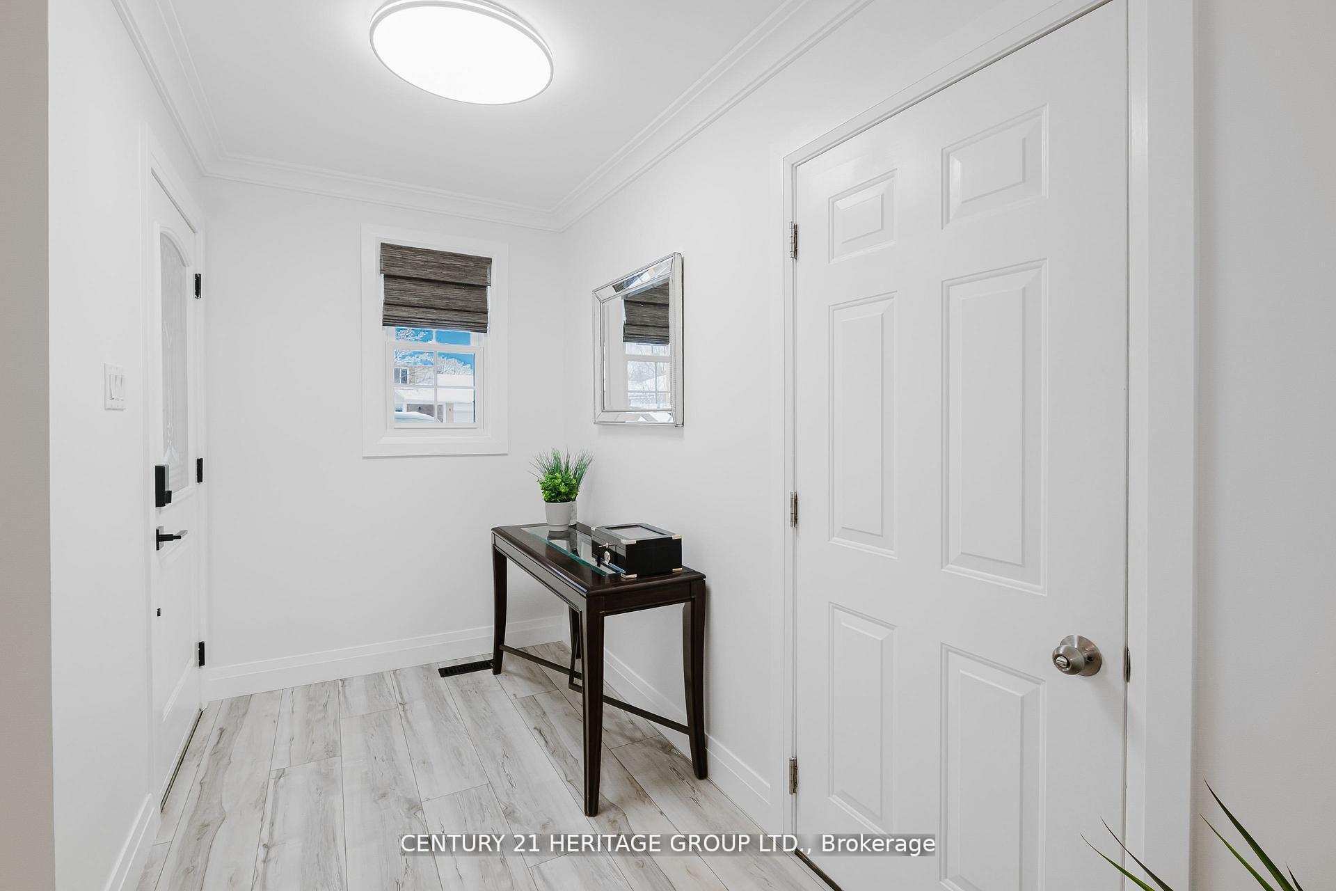 Photo 8 of 7 Crawford Circle, New Tecumseth, Beeton — HOMEH