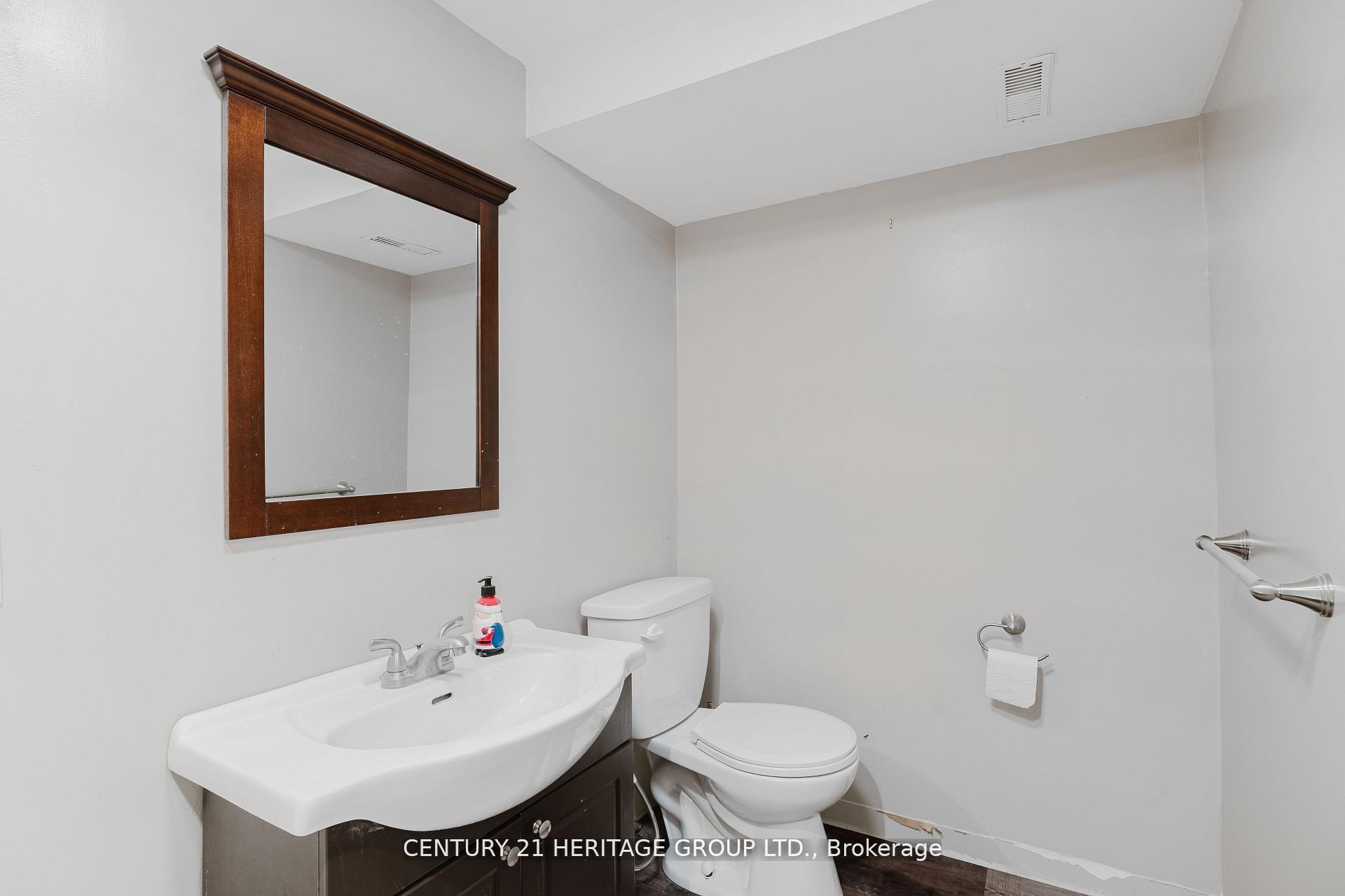 Photo 33 of 7 Crawford Circle, New Tecumseth, Beeton — HOMEH