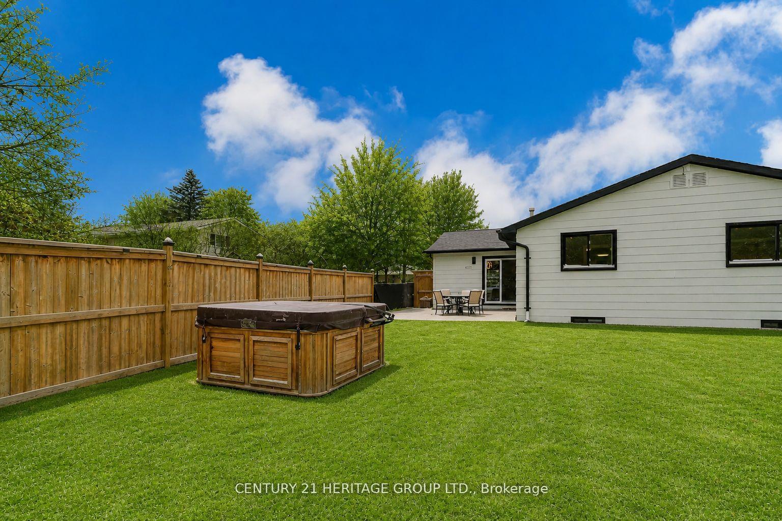 Photo 44 of 7 Crawford Circle, New Tecumseth, Beeton — HOMEH