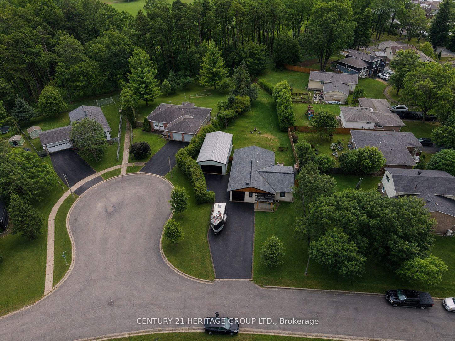 Photo 47 of 7 Crawford Circle, New Tecumseth, Beeton — HOMEH