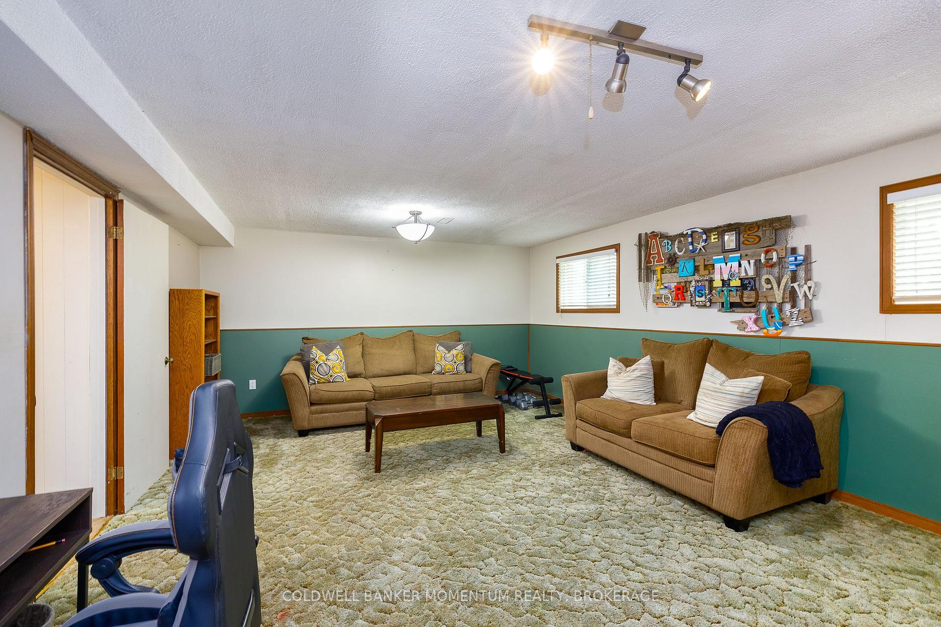 Photo 19 of 7439 Nasrullah Crescent, Niagara Falls, West Wood — HOMEH