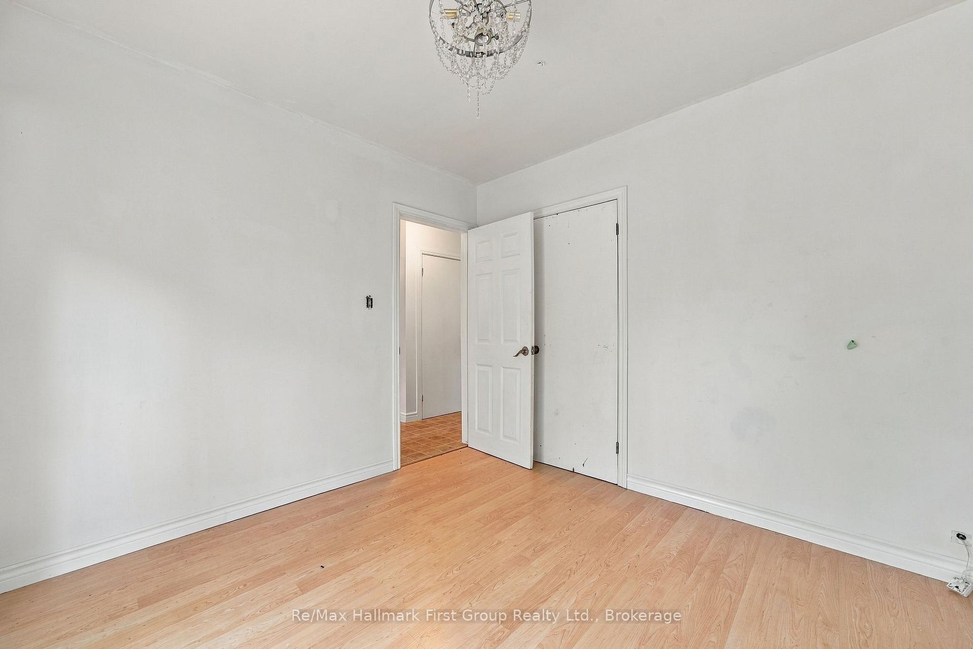 Photo 17 of 31 First Avenue, Quinte West, Trenton Ward — HOMEH