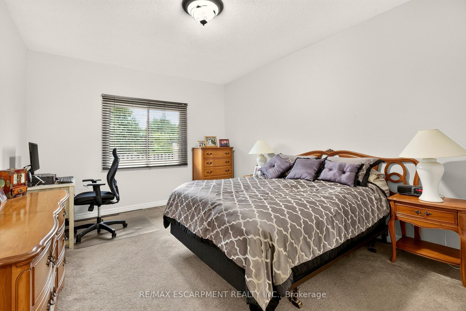 Photo 12 of Unit 15, 130 Southbrook Drive, Hamilton, Binbrook — HOMEH