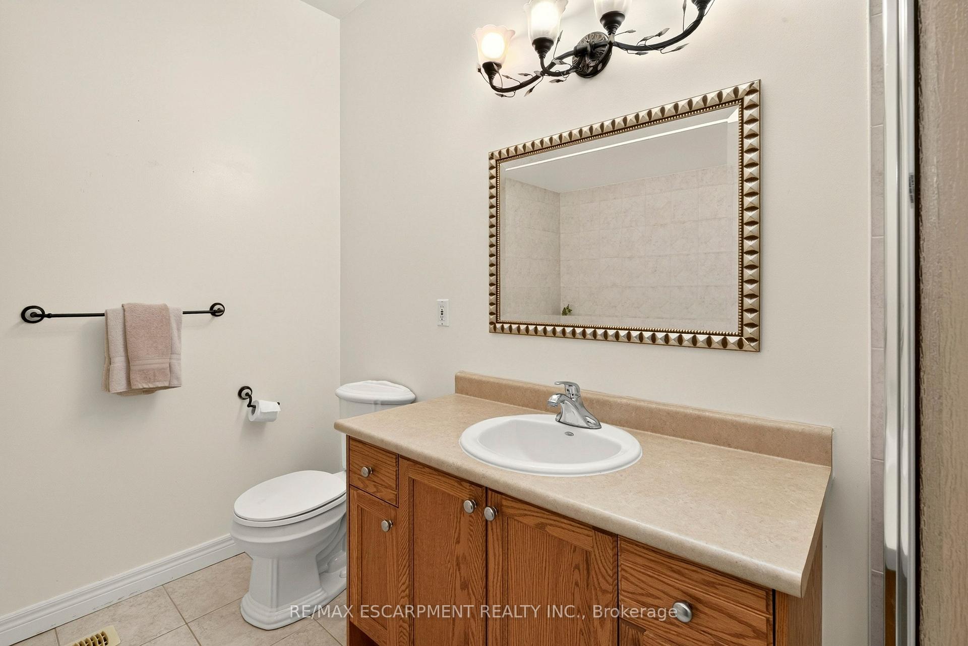 Photo 13 of Unit 15, 130 Southbrook Drive, Hamilton, Binbrook — HOMEH