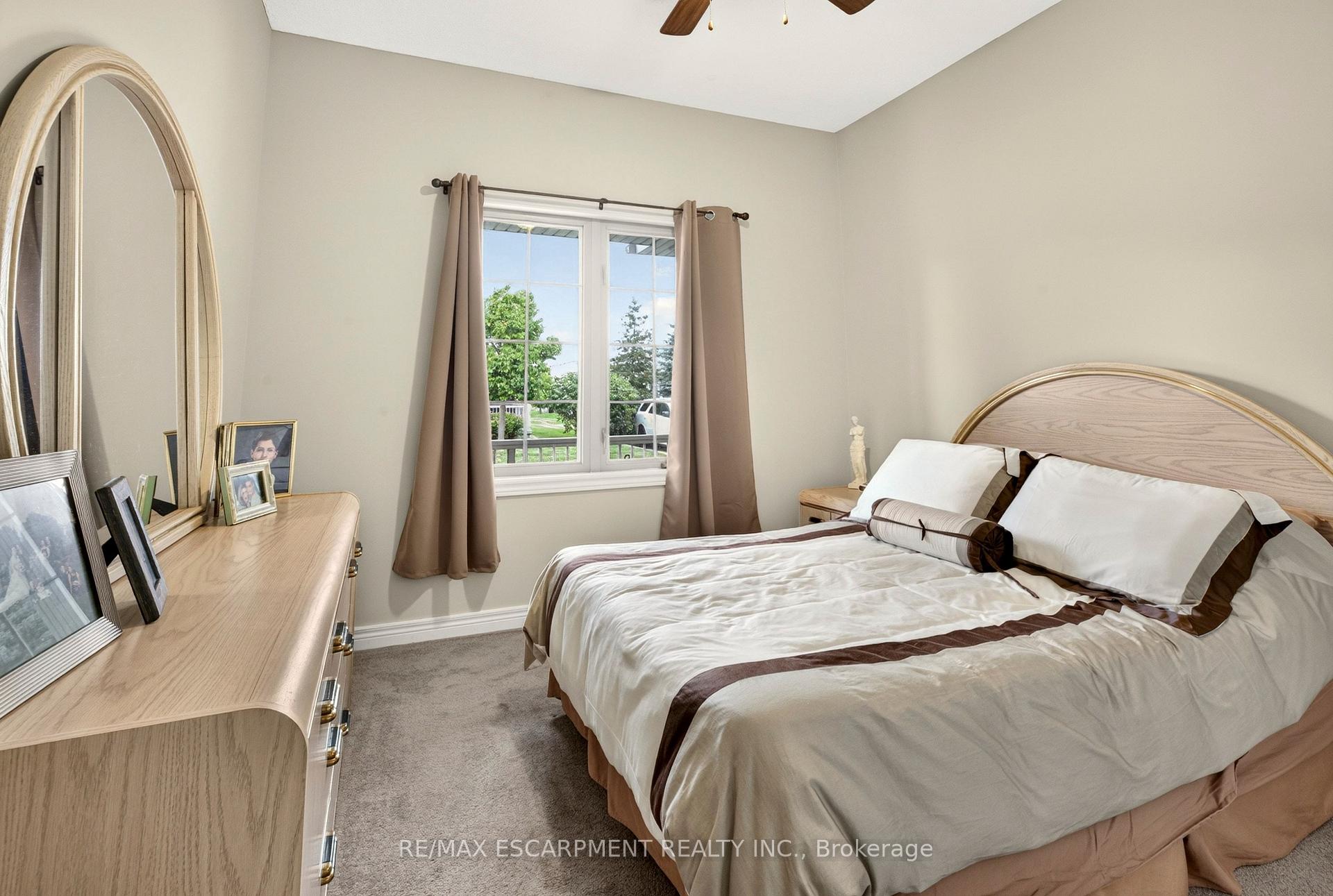 Photo 15 of Unit 15, 130 Southbrook Drive, Hamilton, Binbrook — HOMEH