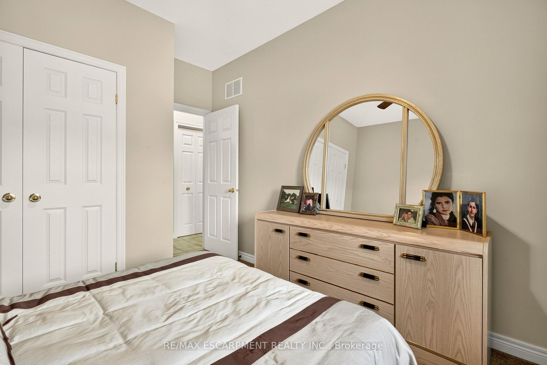 Photo 16 of Unit 15, 130 Southbrook Drive, Hamilton, Binbrook — HOMEH