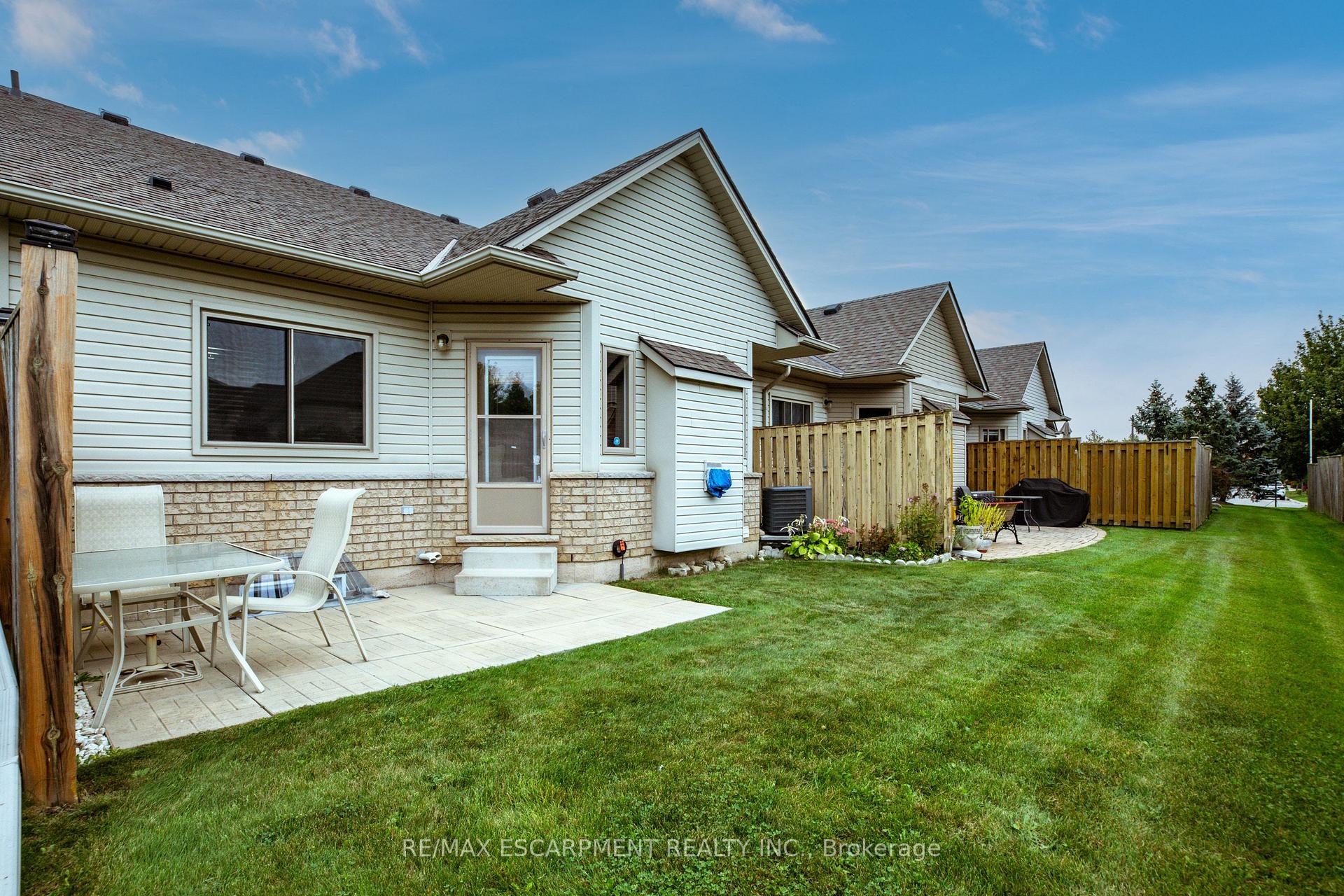 Photo 19 of Unit 15, 130 Southbrook Drive, Hamilton, Binbrook — HOMEH