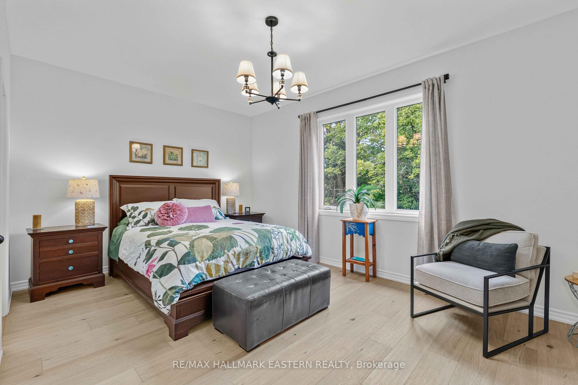 Photo 10 of 68 Connolly Road, Kawartha Lakes, Lindsay — HOMEH