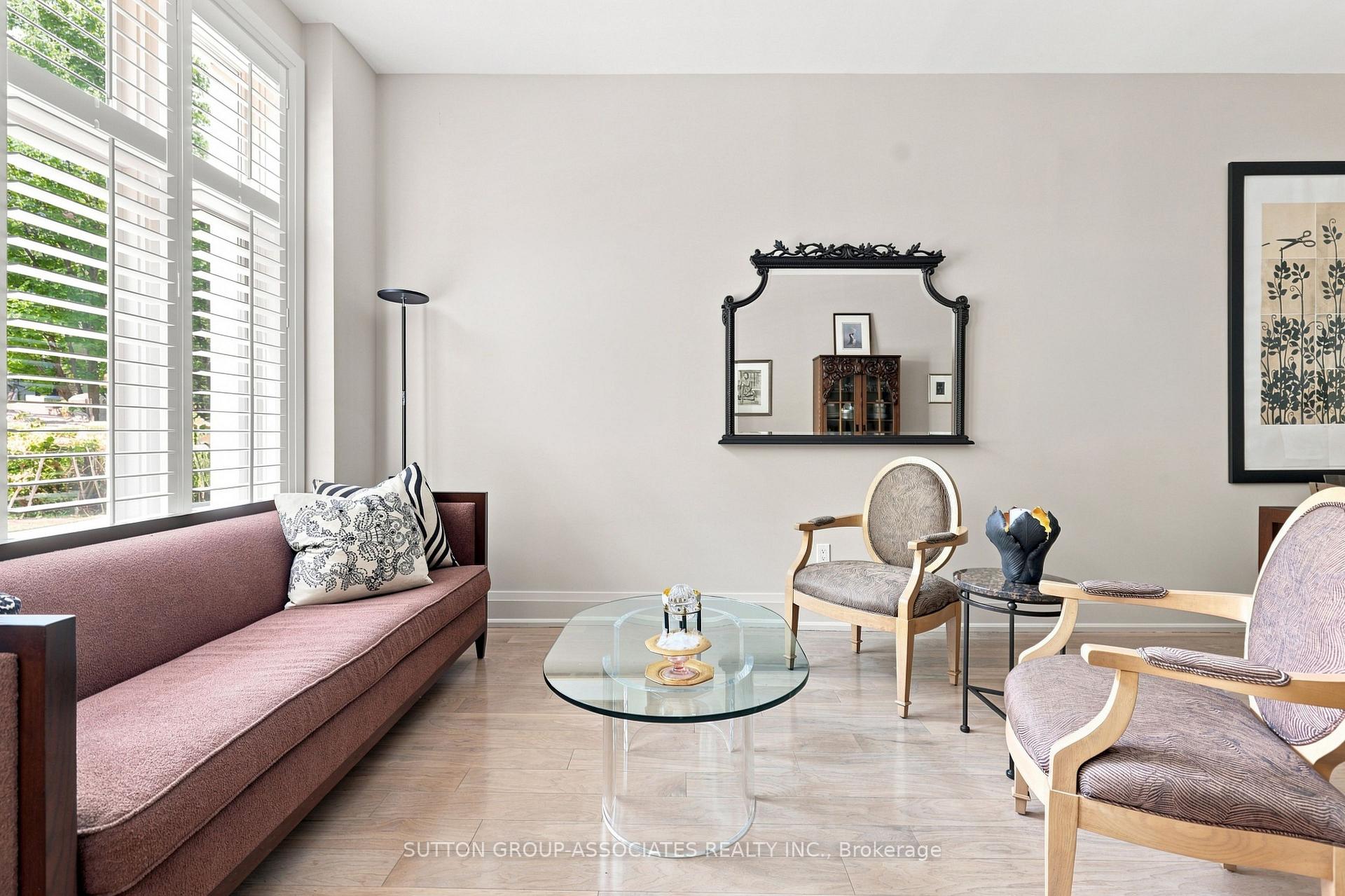 Photo 6 of Unit TH9, 385 Brunswick Avenue, Toronto, The Annex — HOMEH