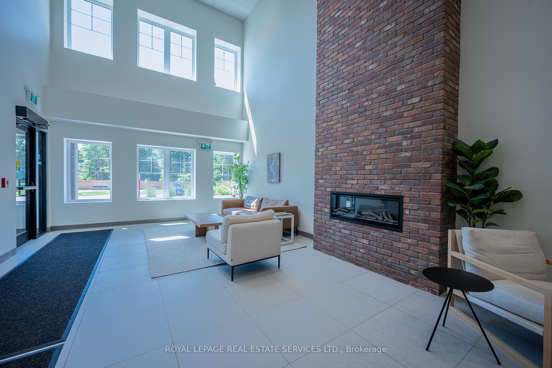 Photo 4 of Unit 314, 121 Mary Street, Clearview, Creemore — HOMEH